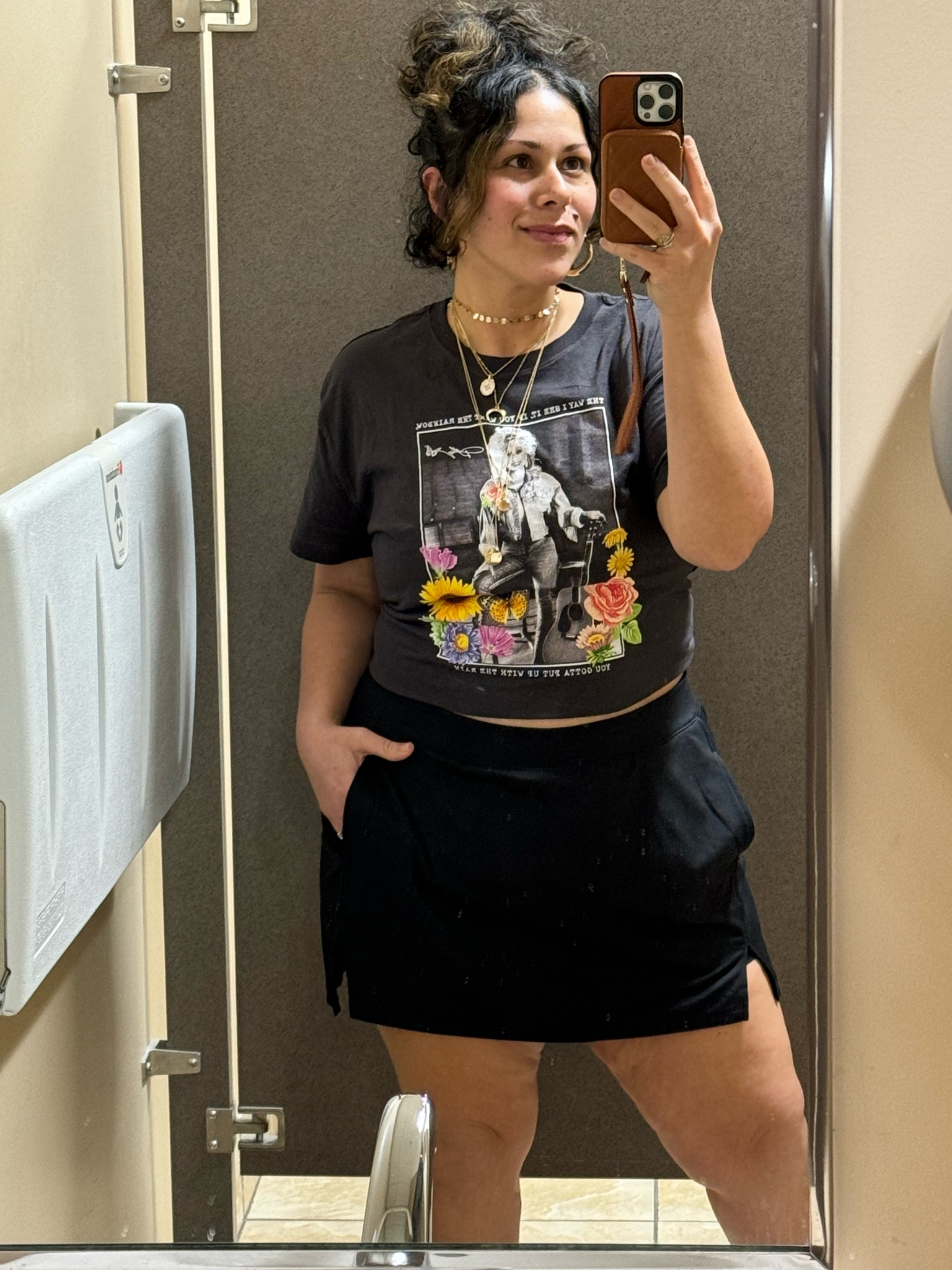 Target  & Amazon fit. 

Xxl skirt 
XL Top. 

#target #affordable 

#LTKplussize #LTKfindsunder50 #LTKmidsize