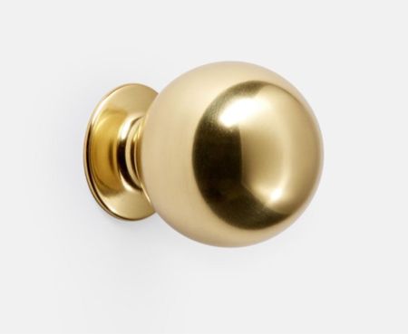 Brass glove cabinet knobs 
Kitchen home decor 


#LTKhome #LTKfindsunder100 #LTKfindsunder50