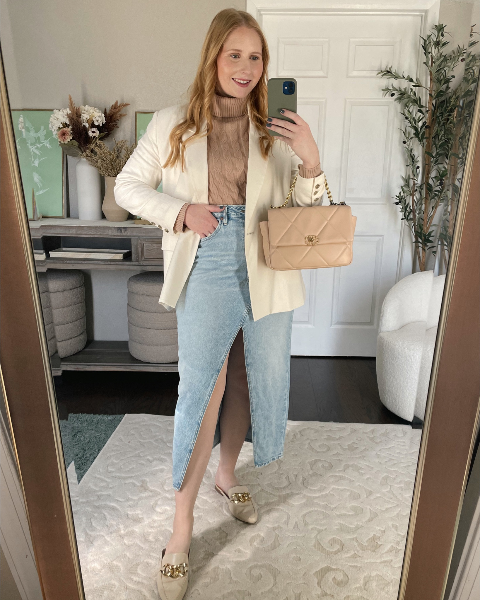 How to Style a Denim Midi Skirt for fall - wearing medium in long midi denim skirt from Abercrombie 

Follow my shop @affordablebyamandablog on the @shop.LTK app to shop this post and get my exclusive app-only content!




#LTKmidsize #LTKSeasonal #LTKfindsunder50