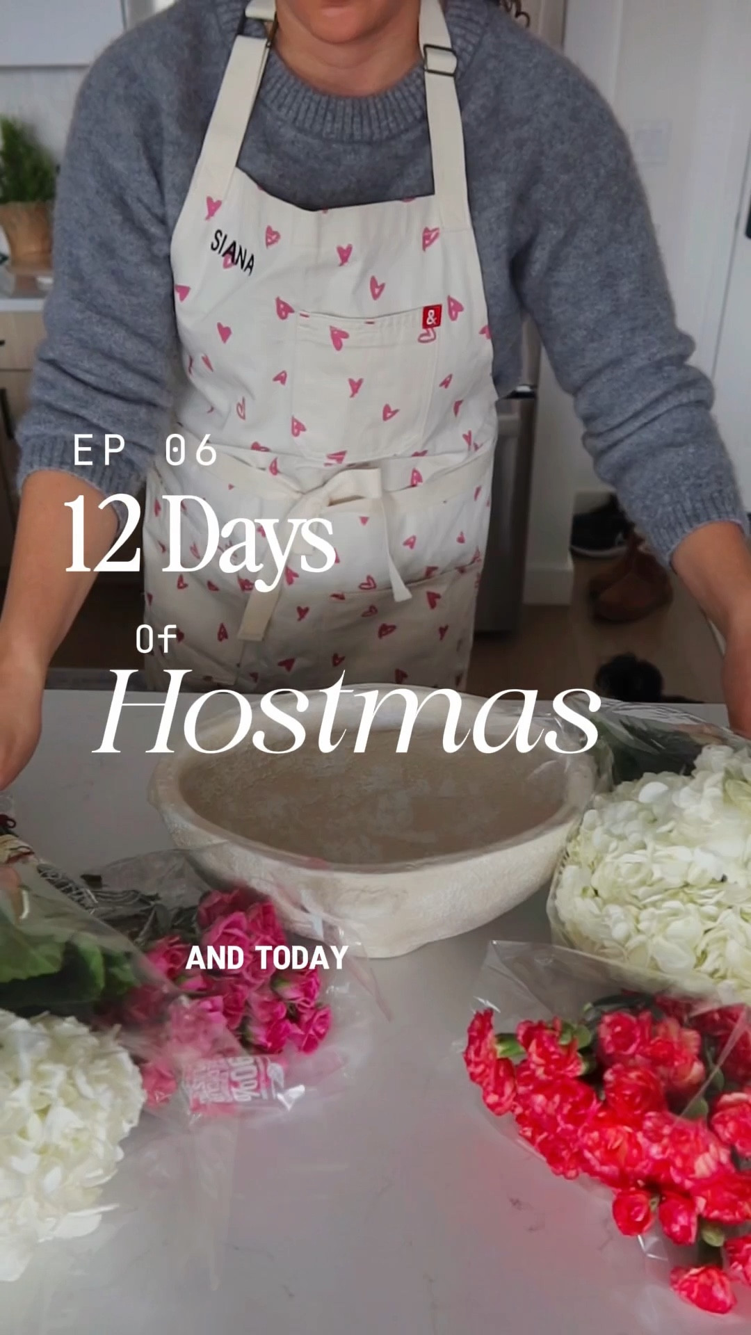 How to arrange flowers to be a centerpiece! 

#LTKHome #LTKSeasonal #LTKHoliday