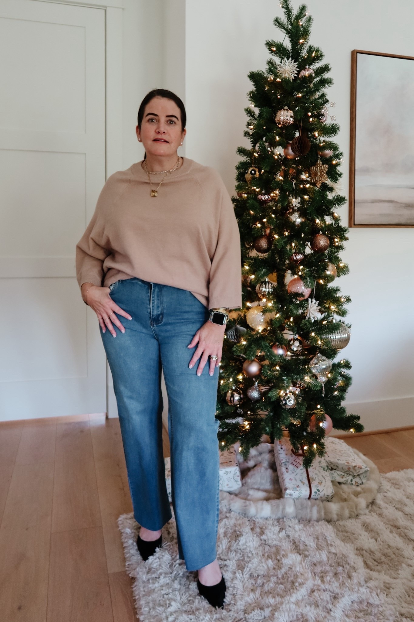 Amazon Style a Friend! 

Top Fit: Ali-Shaun is wearing a Medium

Jeans Fit: Ali-Shaun is wearing a Large

#LTKSeasonal #LTKOver40 #LTKFindsUnder50