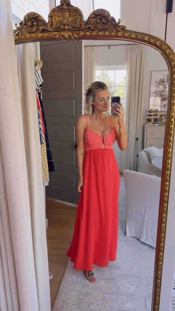 Love this maxi dress from Abercrombie! Also it’s currently on sale $60 off! These colors are so pretty for spring and summer, perfect for vacation at a tropical destination 

Loverly grey, vacation outfit ideas, Abercrombie maxi dress, spring summer 2026 outfits, beach dresses 

#LTKootd #LTKSeasonal #LTKSaleAlert