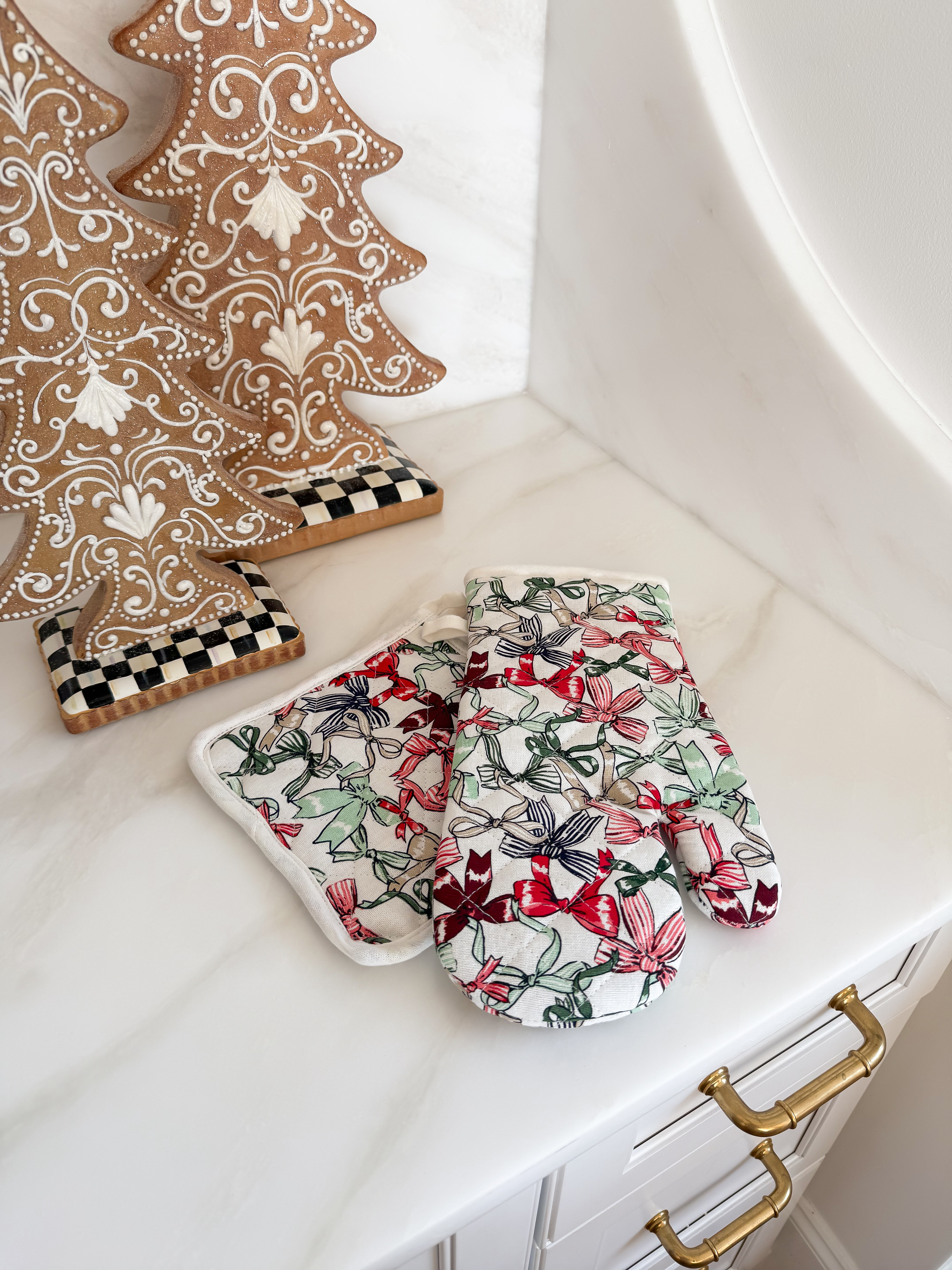 It’s the most wonderful time of the year ❤️ love these new @belk X Sewing Down South holiday decor items   

 #LTKHoliday