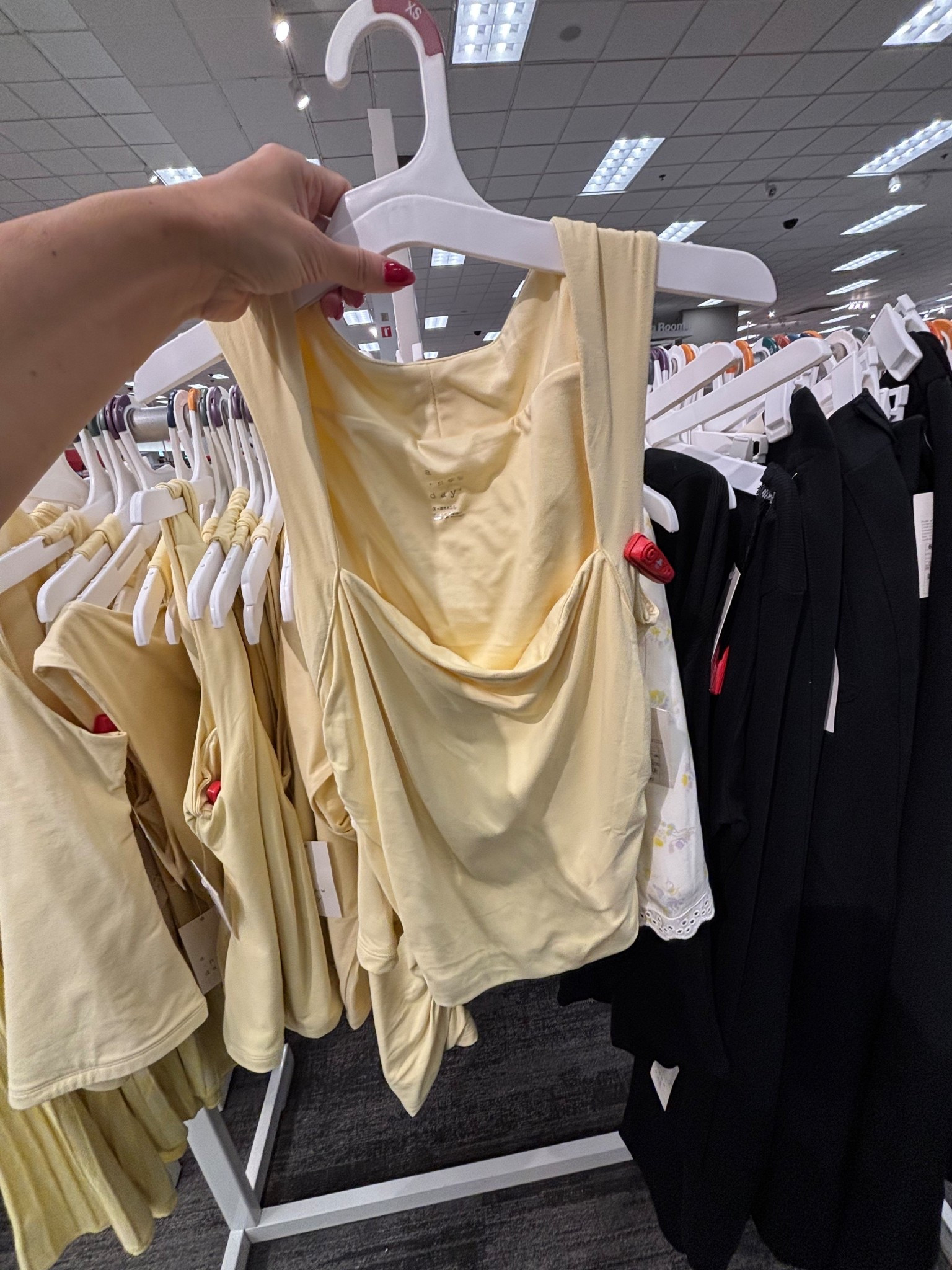 Shirt on sale
Other colors 


#LTKspringtrends #LTKspring #LTKSaleAlert