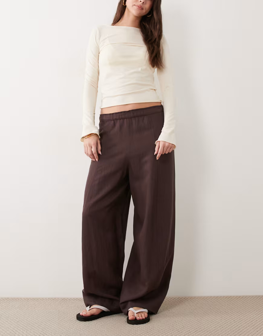 Mango relaxed pants in plum-Purple | ASOS (Global)
