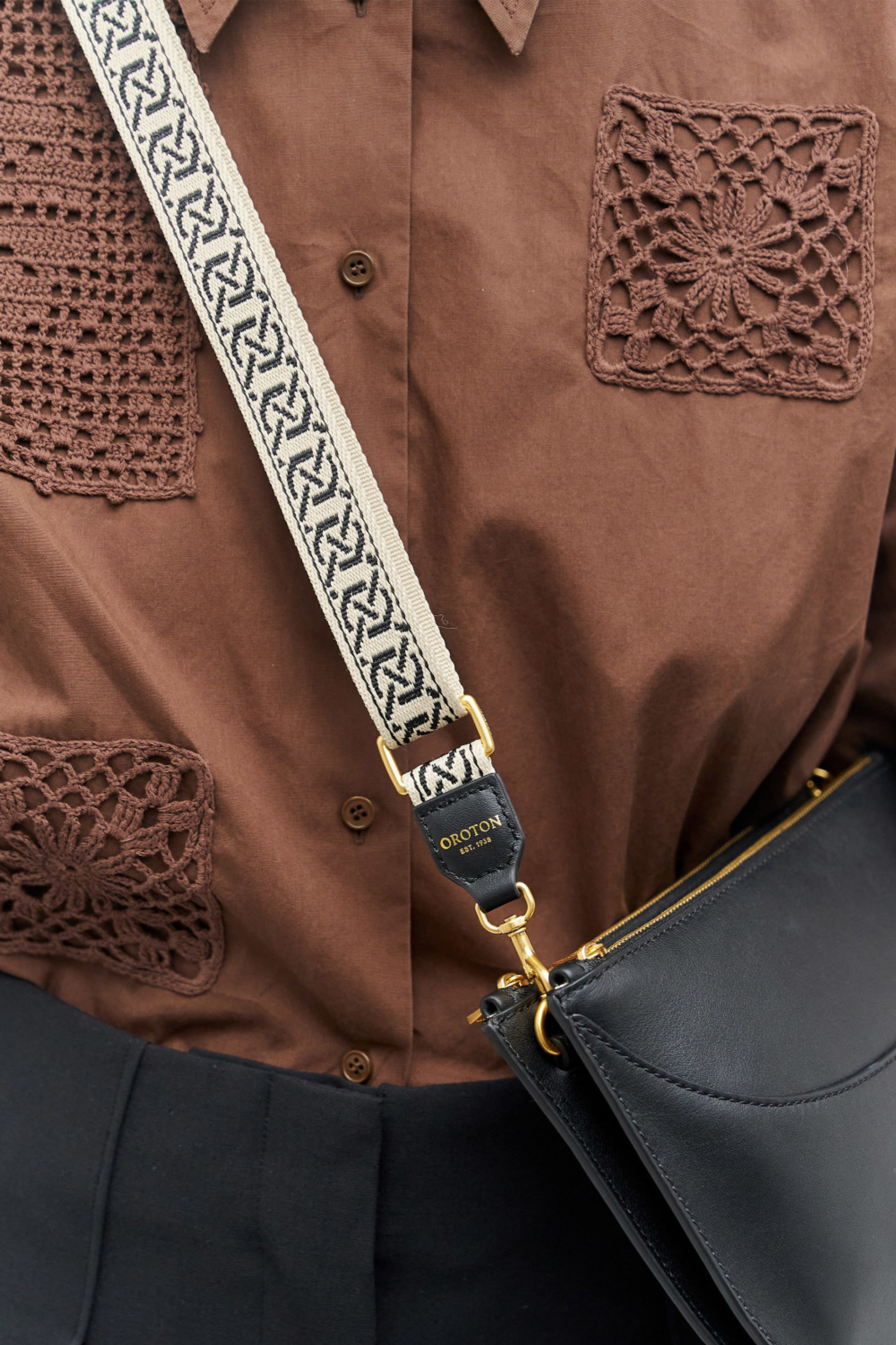 Logo Narrow Webbing Strap - Black/Natural | Oroton | Oroton