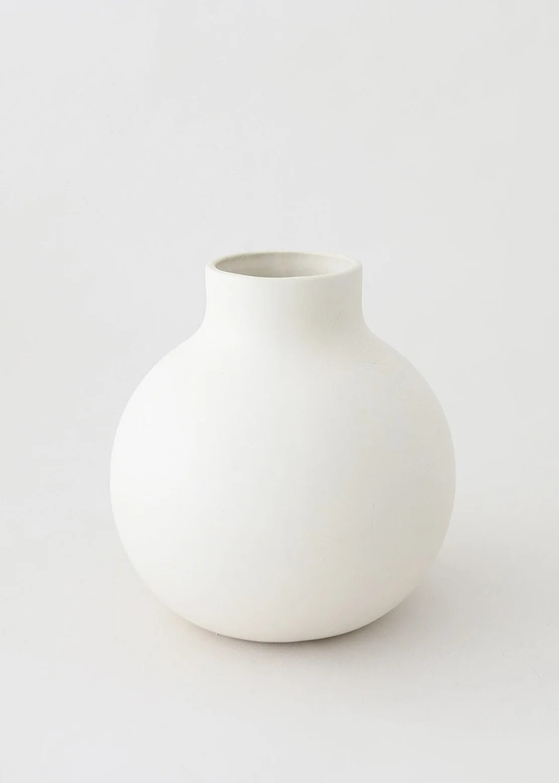 Afloral Creamy White Round Ceramic Vase - 8 | Afloral (US)