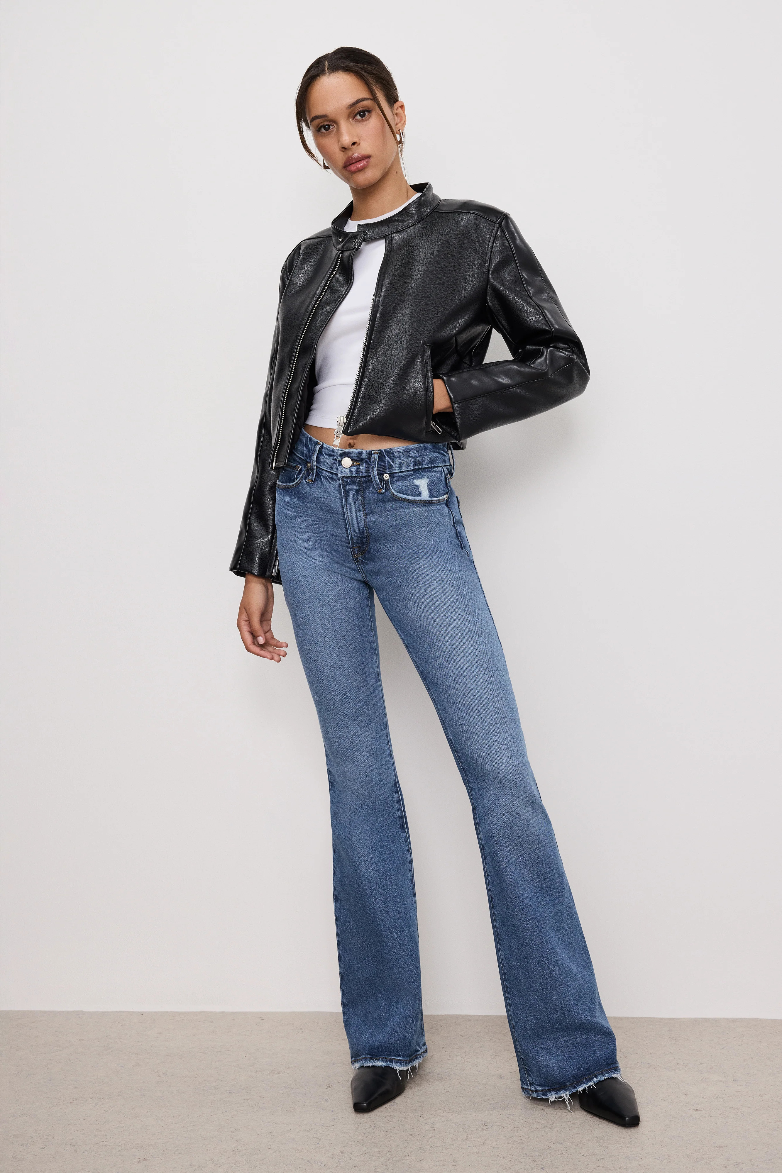 SOFT-TECH GOOD LEGS FLARE JEANS | INDIGO513 - GOOD AMERICAN | Good American