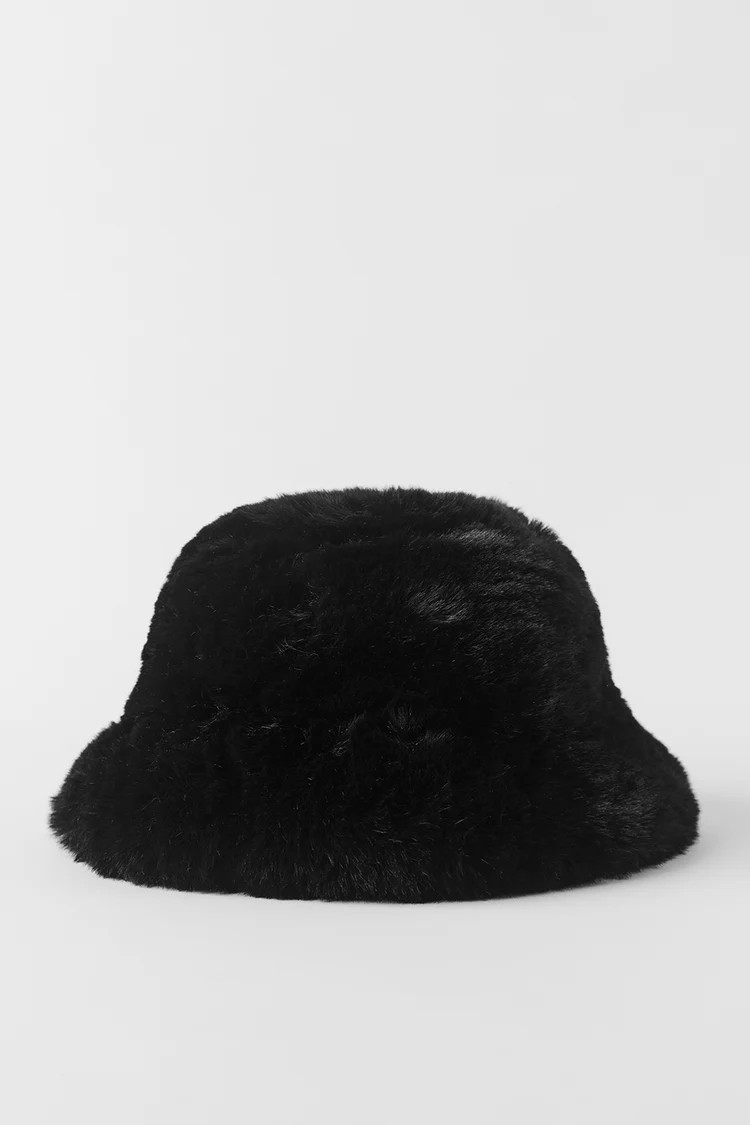 Faux Fur Starstruck Bucket Hat | Alo Yoga (US)