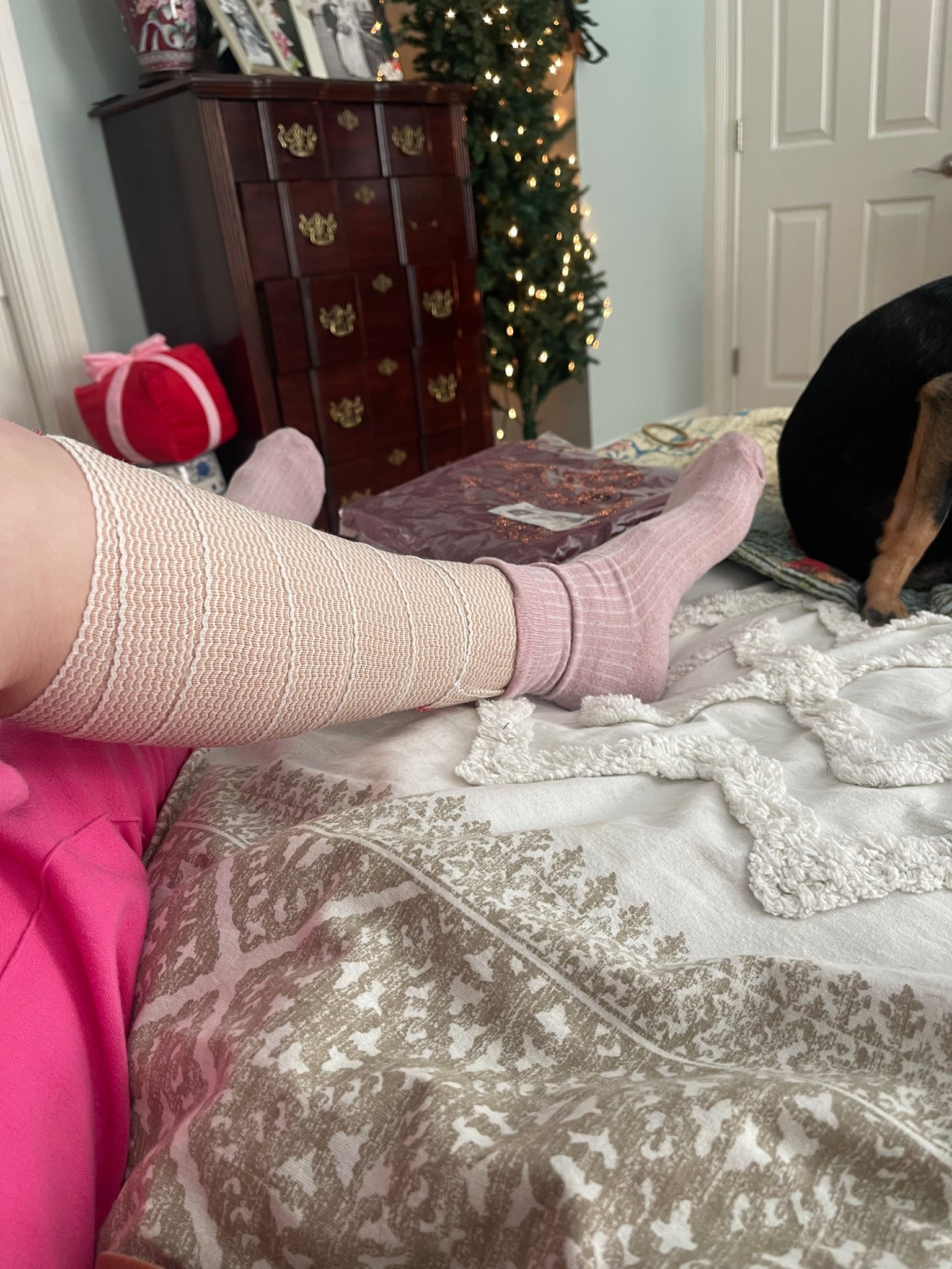 🌸 Cozy Pink Lounge Day + Holiday Bauble Finds 🎄

Resting up today in the softest pink lounge set and keeping my leg elevated and wrapped after my fall — but still browsing all the cute holiday accessories while I rest! 💗✨ These Walmart pink pieces are so comfy and under $25, and the BaubleBar Christmas jewels are the perfect festive pop whether you keep it low-key at home or dress up for the season. 🎁🎀

I linked the exact Walmart lounge separates along with the cutest BaubleBar holiday earrings, bracelet, and necklace — all perfect for gifting or adding sparkle to your own collection. 💕✨

🩷 Comfy + cute
🎄 Festive BaubleBar accessories
🧦 Cozy pink socks + leg wrapped and elevated today
🎁 Great gift ideas + budget-friendly options

Pink lounge set, Walmart finds, affordable cozy outfit, holiday jewelry, Christmas earrings, BaubleBar festive accessories, comfy winter outfit, holiday gift ideas, cozy day at home, cute pink outfit, Christmas bracelet, Walmart fashion, budget-friendly winter style, rest day outfit, holiday sparkle

#LTKFindsUnder50 #LTKdayinmylife #LTKHome
