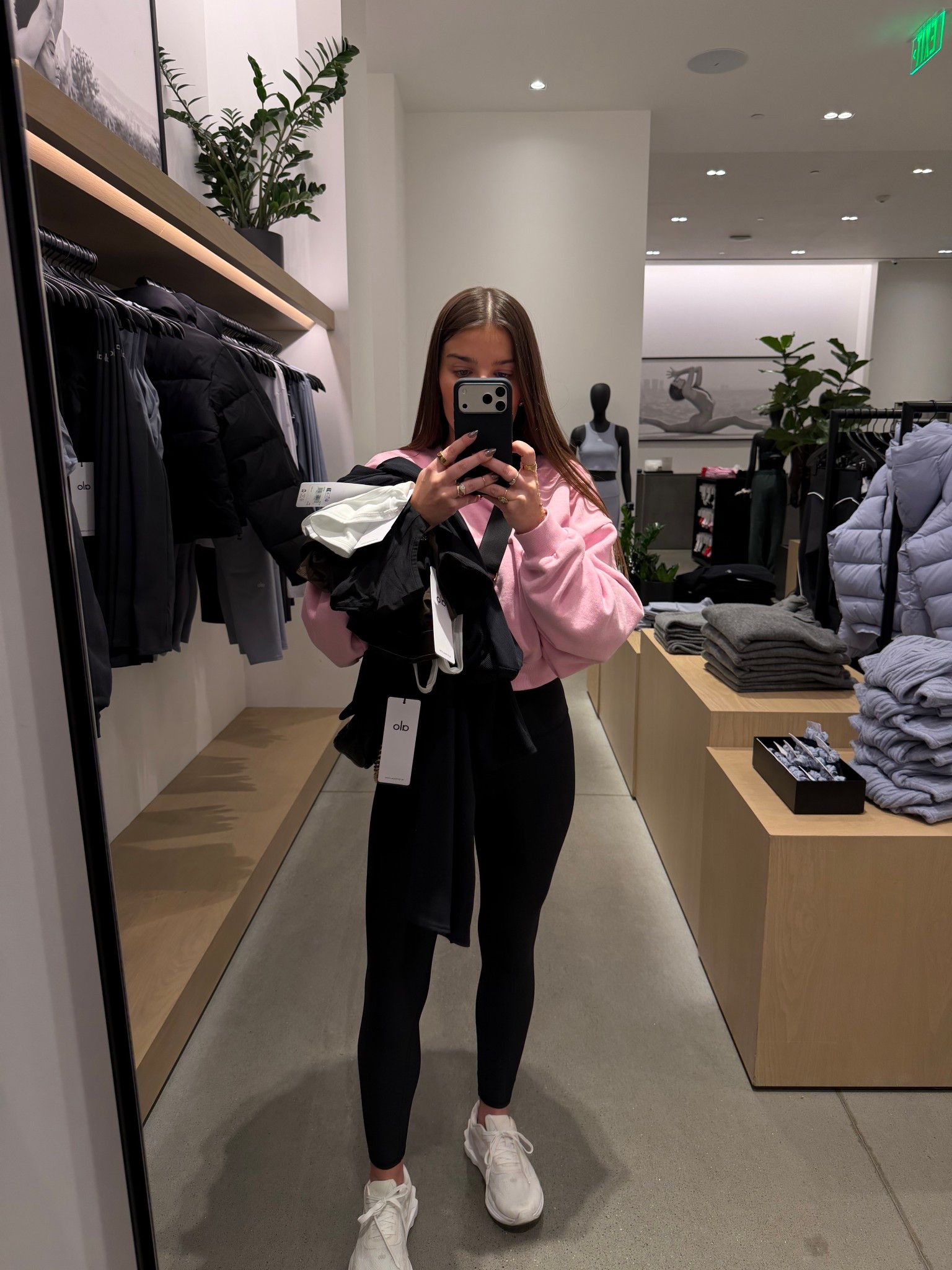 Alo haul

#LTKActive #LTKootd #LTKValentine