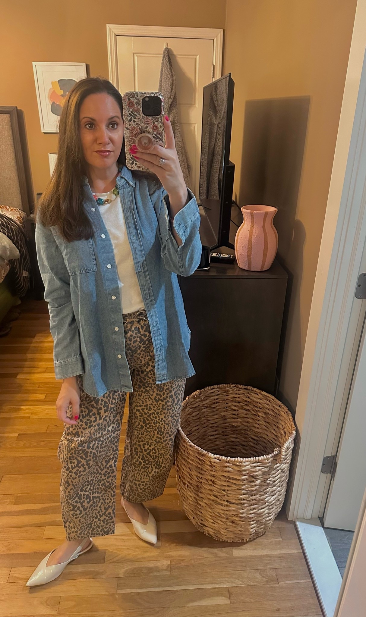 Happy weekend! Wore this to Mother’s Day brunch with the fam — comfy and perfect for this rainy Saturday ☔️ Just got this denim shirt from #Quince — perfectly oversized and I could have got a medium for extra room (this is a small)

#LTKootd #LTKWorkwear #LTKOver40