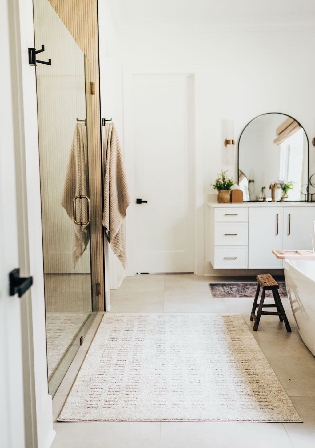 🛁 Your daily spa moment awaits. Clean lines, soft neutrals, and warm light create the ultimate Modern Classic bathroom escape.

Do you want to bring our dreamy Modern Classic style interior design into your own home? 🏡 You’re in luck! Reserve our Online Interior Design packages today -> https://porcheandco.com/edesign ✨ We can’t wait to work with you & design your home with #porcheandco

#porcheandco #bathroomdecor #spabathroom #interiordesignideas #modernclassicinteriors #bathroominspo #neutraldecorideas #bathroommood #bathroomstyle #timelessdesign



#LTKOver40 #LTKvlog #LTKHome