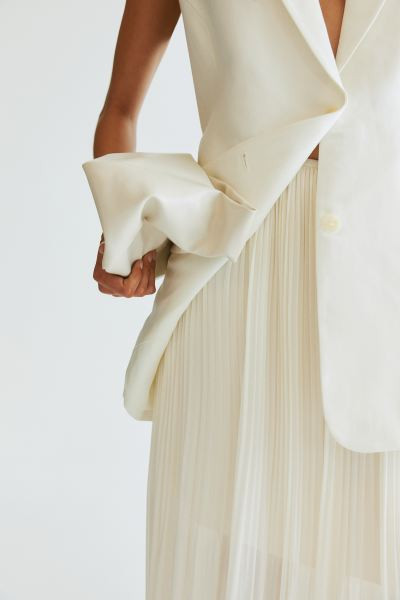 Pleated Chiffon Skirt - Cream - Ladies | H&M US | H&M (US + CA)