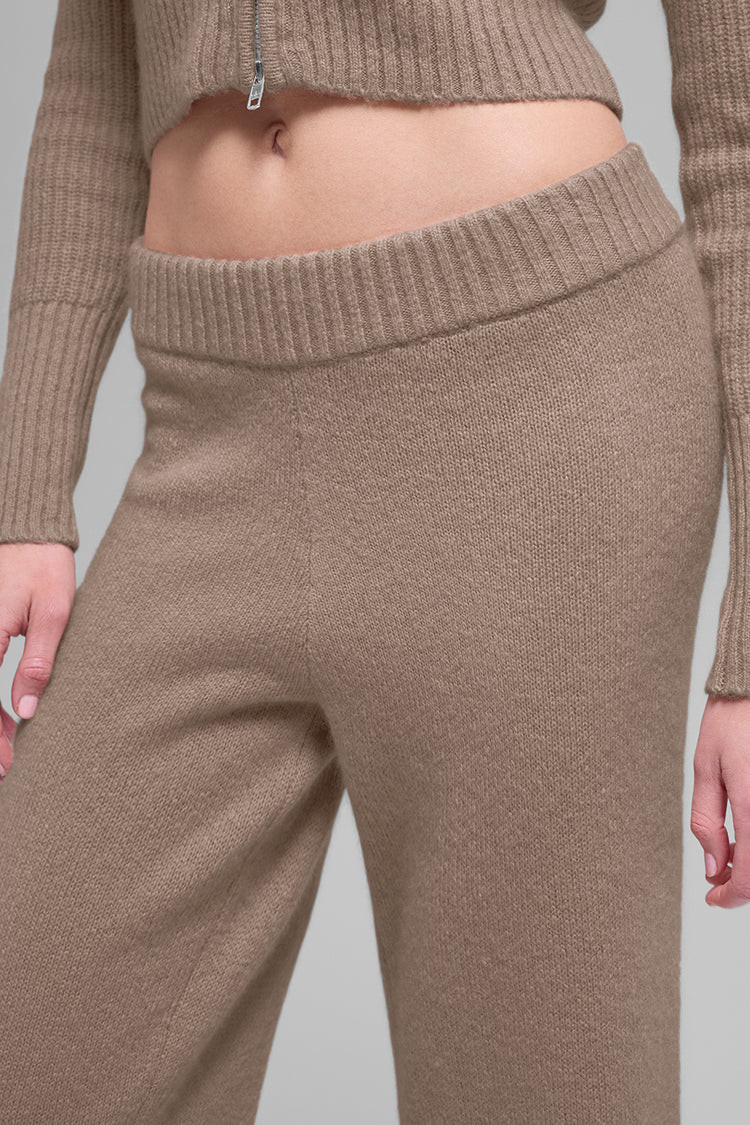 Wool Cashmere High-Waist New Class Wide Leg Pant | Alo Yoga (US)
