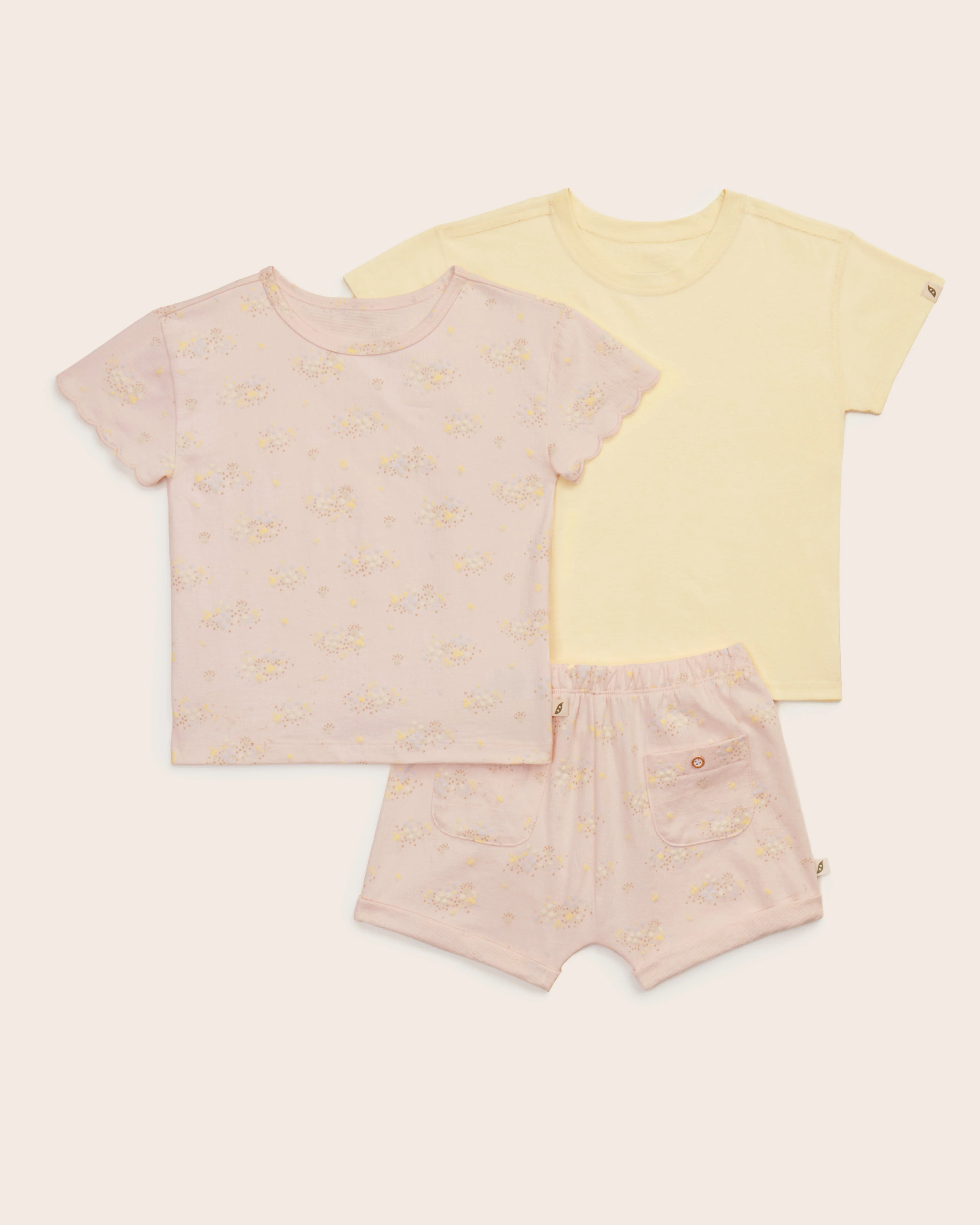 3-Piece Scalloped Sleeve and T-Shirt Set | easy-peasy