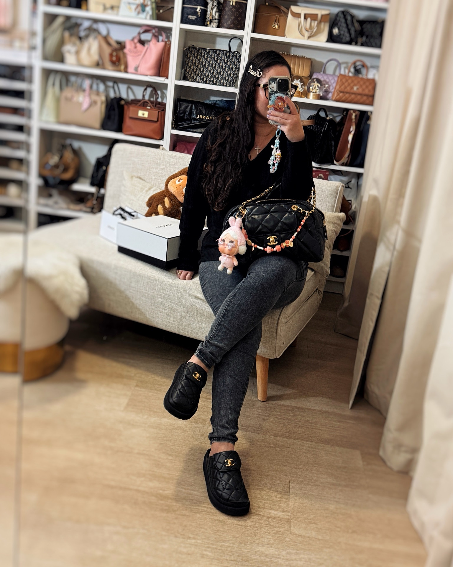 A moody grey black outfit 🖤



#LifeLately #stylediary #LuxuryLifestyle  #chanelbag

#LTKstyletip #LTKbag #LTKpetite