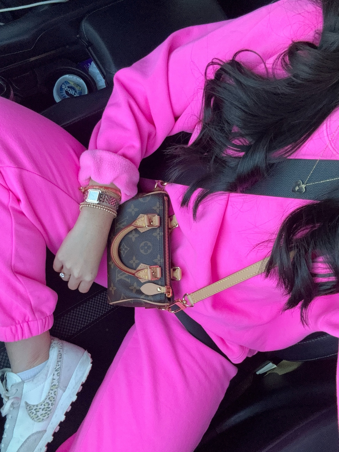 Hot pink sweat set 🫶

#LTKGiftGuide #LTKstyletip #LTKsalealert