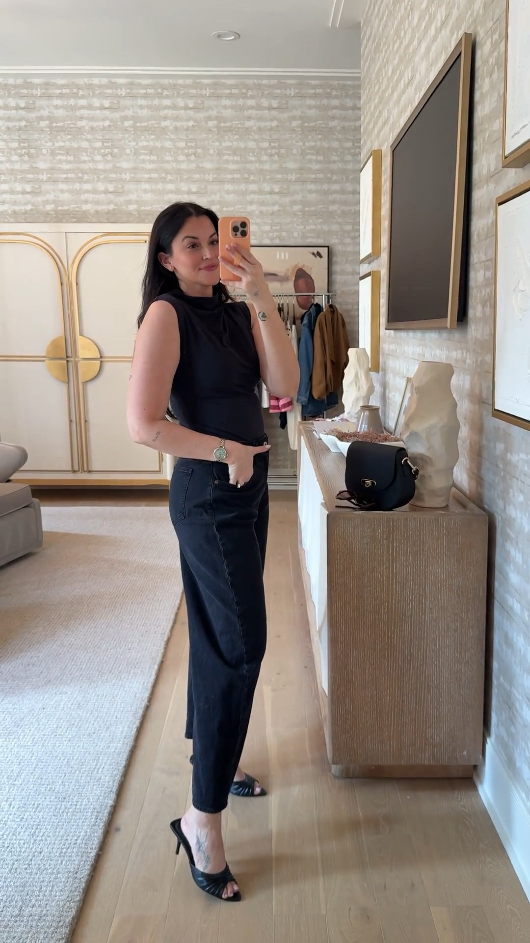 Love an all black outfit🤌🏼 S top, 28 curve love barrel jeans

#LTKgrwm #LTKootd #LTKNYFW