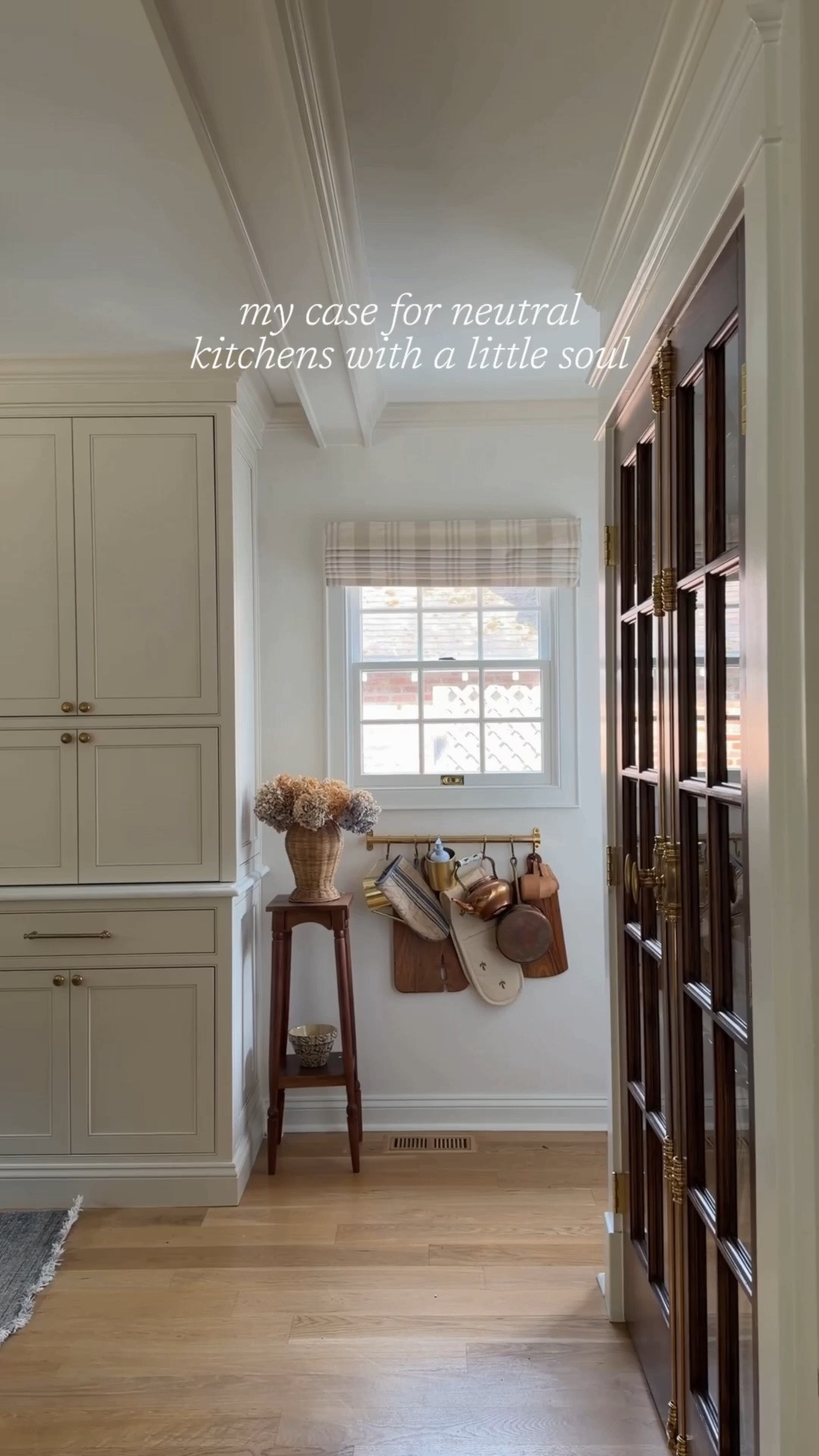 My case for warm neutrals:

Neutral gets put in the boring box far too quickly. I’d argue you just need better neutrals.

Warm wood, creamy paint, veined stone, aged brass, woven textures and pieces that feel collected instead of perfectly matched. There may not be a lot of color happening in our kitchen, but there’s plenty of character—and that’s always been the point.

Quiet? Sure. Boring? I’ll respectfully disagree.

Comment SHOP for all my kitchen details + sources if this inspires your own!