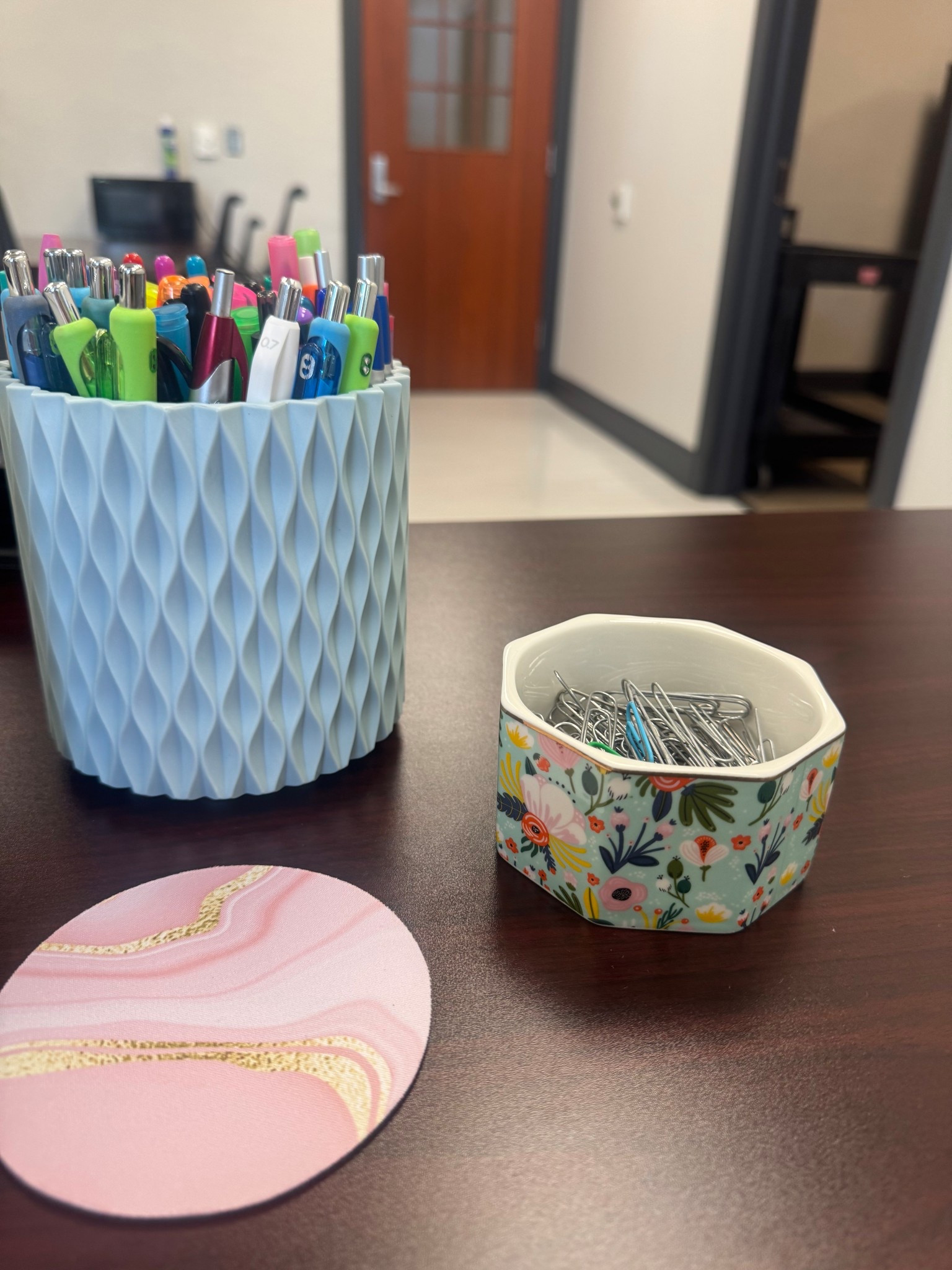 The perfect duo to keep your workspace organized, functional, and adorable.
Make your desk as cute as it is efficient—because productivity should look good too! My workstation just got a whole lot sweeter—yours can too! 🩷✨

#LTKSaleAlert #LTKStyleTip #LTKFindsUnder50