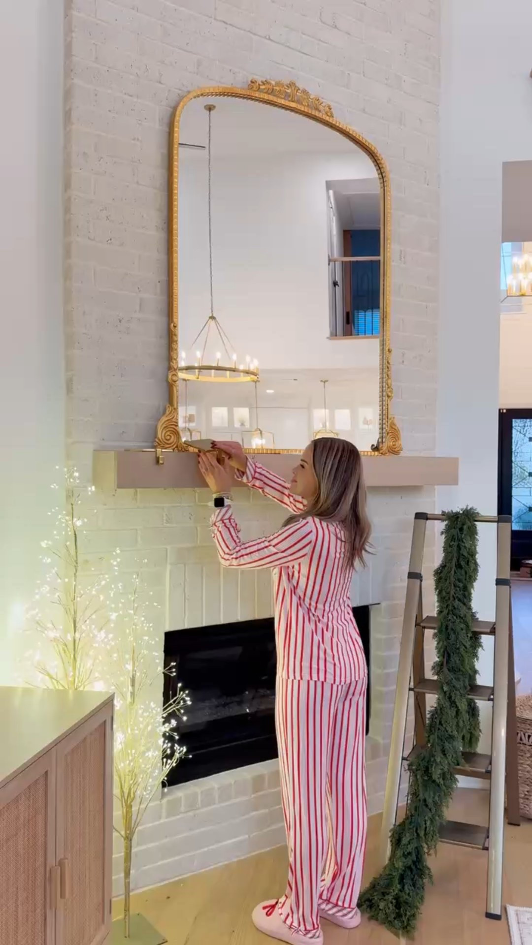 Our mantle is ready for Christmas 🎄🤩

Seasonal home decorations, pink burgundy, white cream, greenery mantle, Amazon garland fireplace

#LTKHoliday #LTKSeasonal #LTKHome