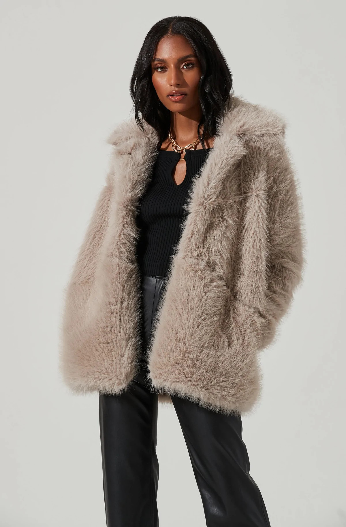 Hadley Faux Fur Coat | ASTR The Label (US)