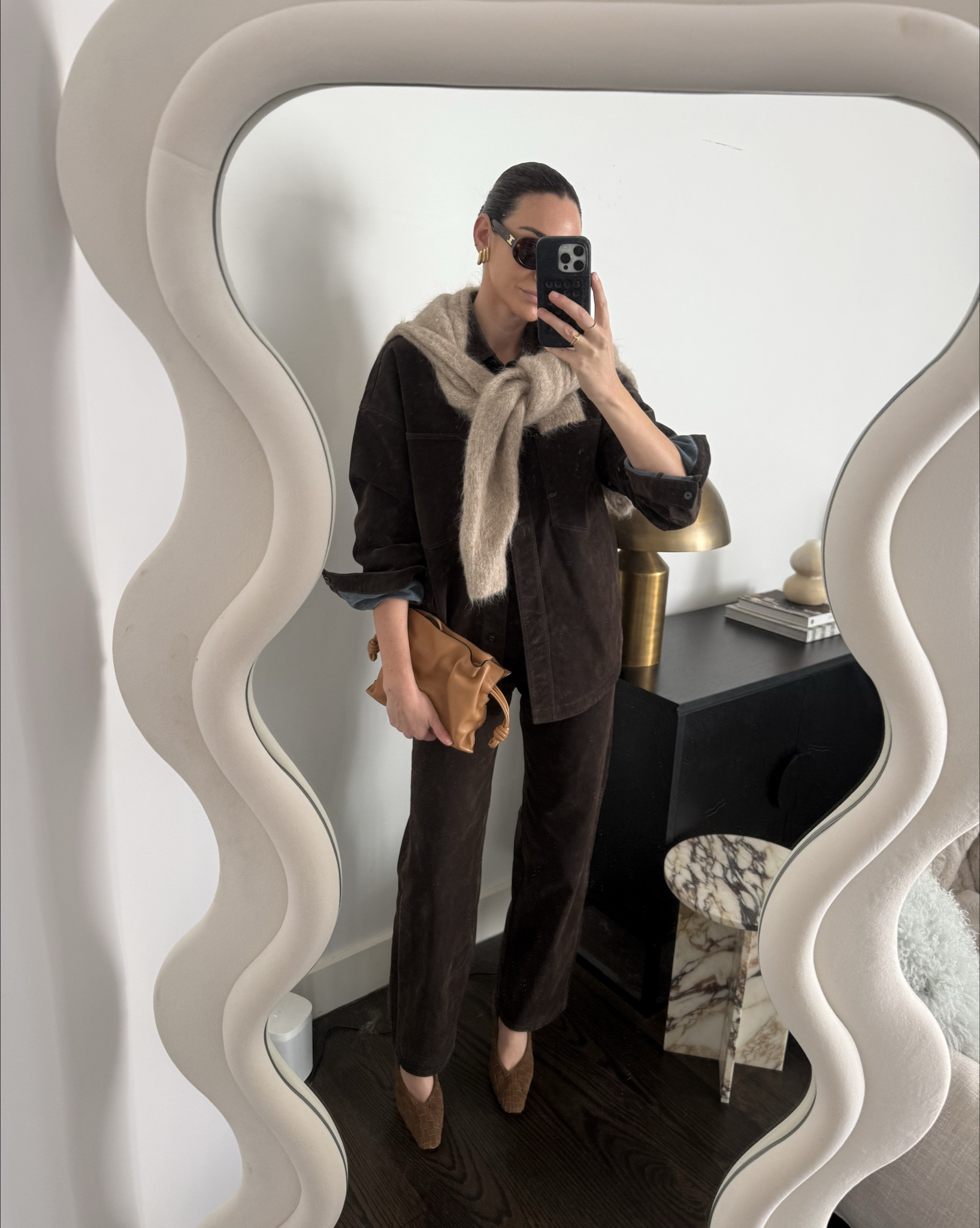 Neutral Wednesday’s. 

Wearing Henne chocolate brown denim pants and oversized jacket, fluffy Henne cardigan in beige over shoulders, Alias Mae tan heels & Loewe tan bag 

#LTKautumn #LTKstyletip #LTKaustralia