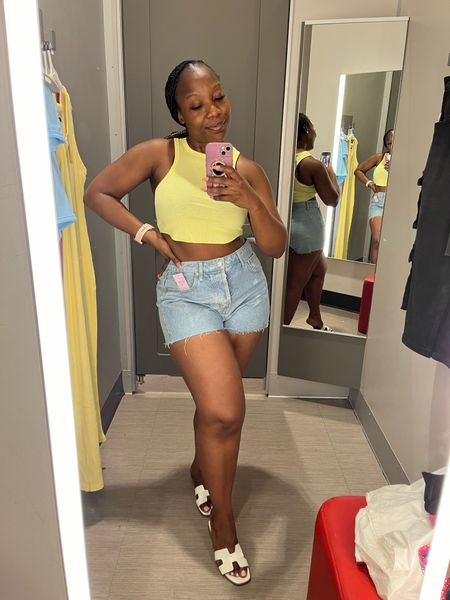 Summer won’t have anything on you in these cut off jeans that accommodate thick thighs. I’m wearing a size 10 in jeans.

#LTKxTarget #LTKmidsize #LTKfindsunder50
