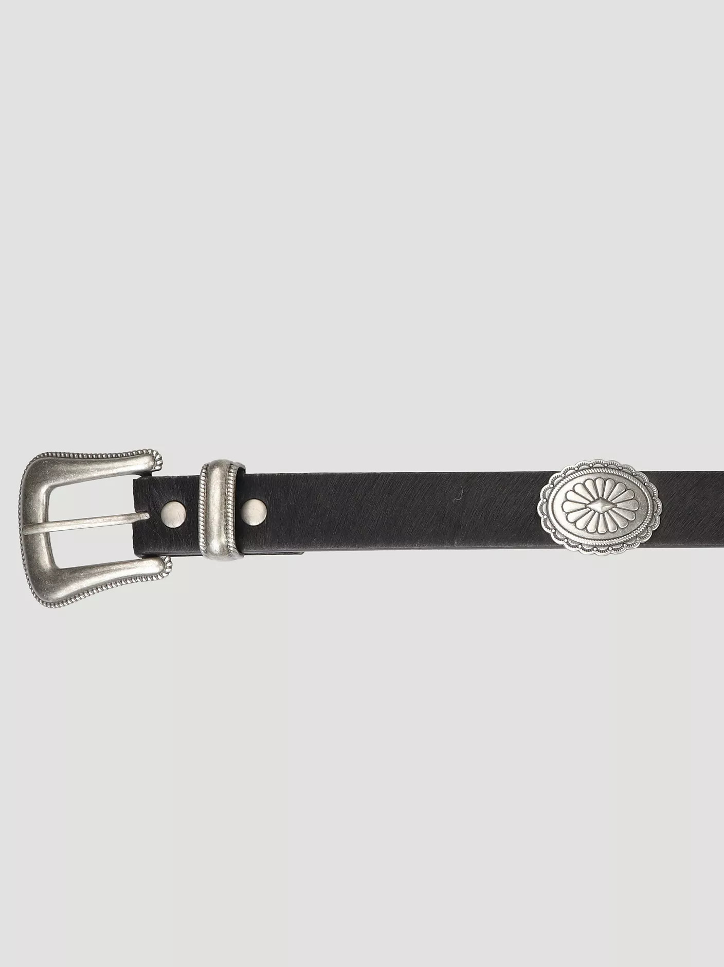 Women's Rope Edge Concho Belt | Wrangler