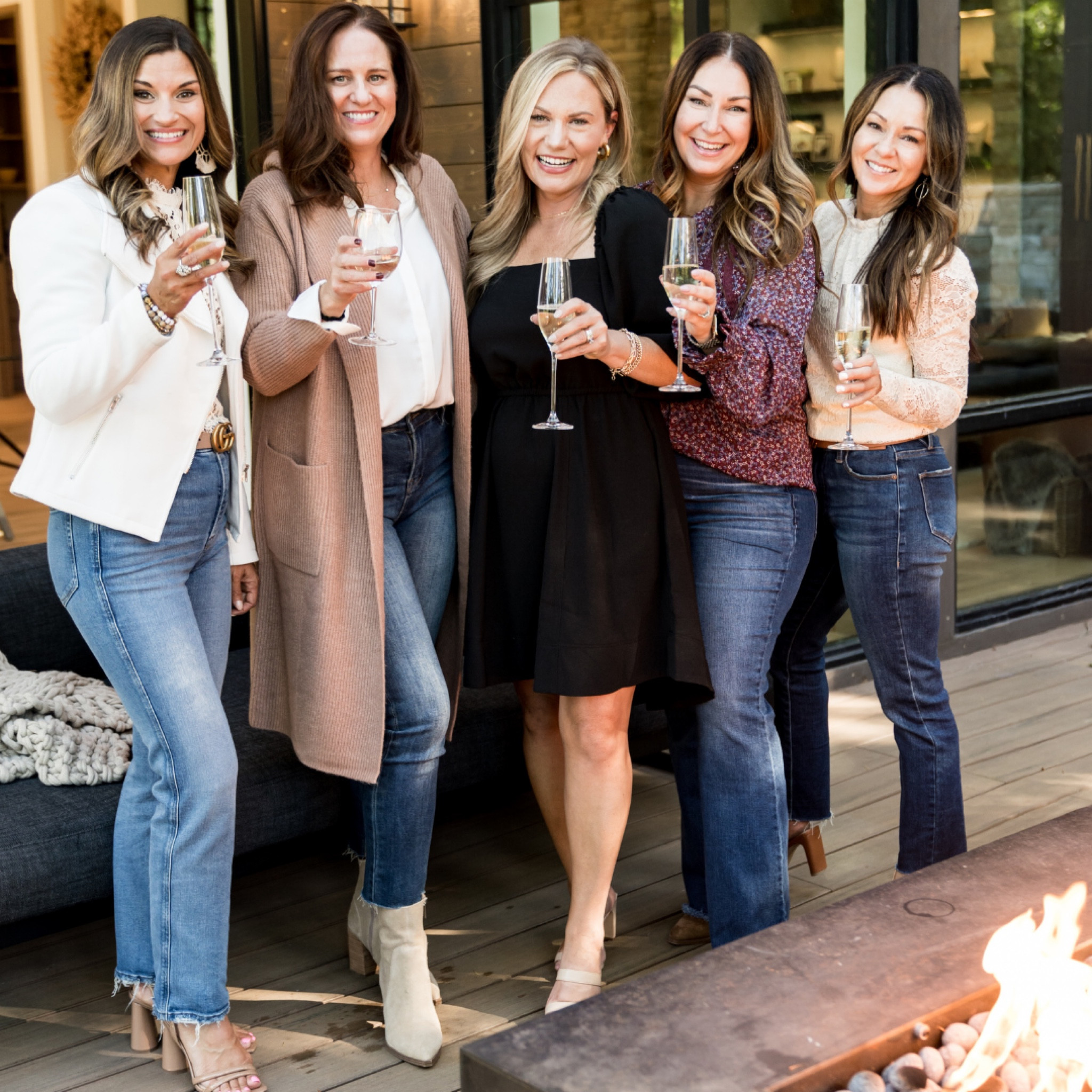 Fabulous end to the retreat in Sundance, Utah! 

Save 10% at Gibsonlook with code HOLLY10

I am wearing an XXS long sleeve high neck lace bodysuit - TTS!

Fall  Fall fashion  Sweater weather  Blazer  Cardigan  Hoodie  Dress  Square neck  Blouse  Denim  Jeans  Booties  Heels  Gibsonlook

#LTKSeasonal #LTKworkwear #LTKstyletip