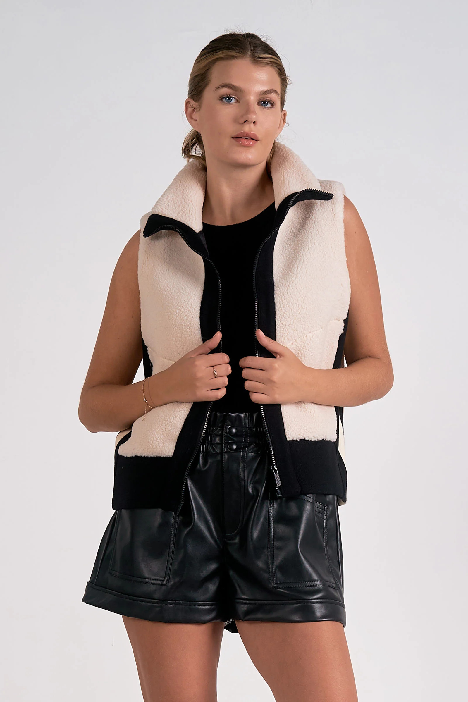 Vancouver Vest | Shop Elan