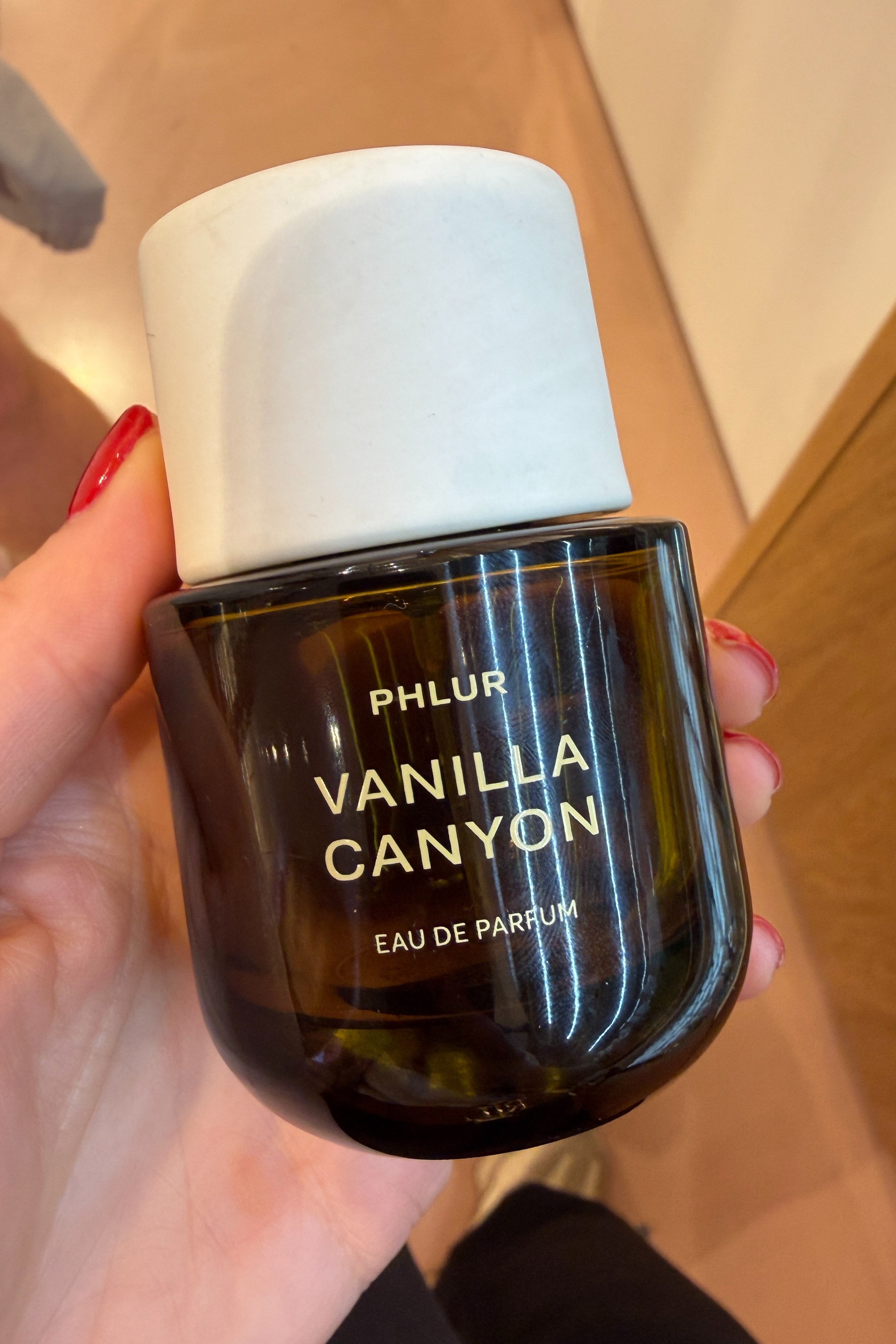 ✨ This is your sign to add PHLUR Vanilla Skin to your autumn fragrance rotation 🍂🤎

If you love a warm, creamy vanilla that feels cosy without being too sweet, you NEED to smell this. Think chunky knits, coffee dates, crisp autumn mornings and that I smell amazing feeling. ☕️🍂

And even better… it’s currently 20% off 👀✨ 

 #LTKautumn #LTKgiftguide #LTKbeauty