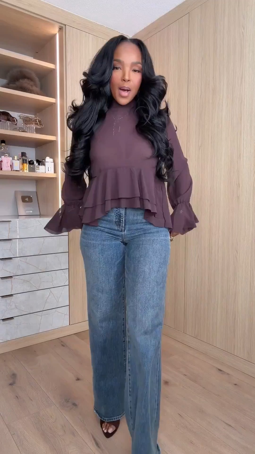 Scroll to shop! ✨ Easy fall outfit for women. Everything from this look is linked below. 👇🏽    

Wearing: Size Small | 5’4” | 140 lbs | Denim 2 Long

📲   Download the FREE LTK app & follow me (@kirasfashionfinds) to shop all my daily finds.  #LTKootd #LTKPetite #LTKU