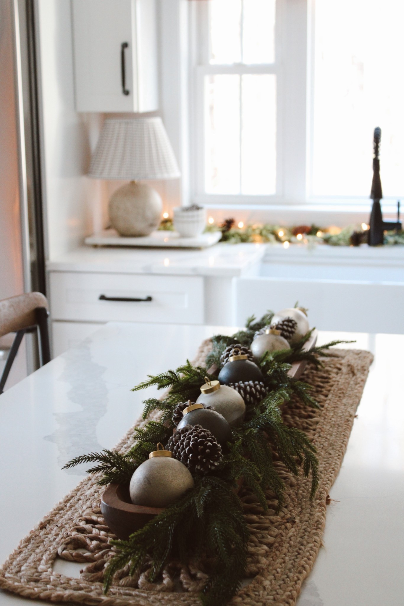 Easy holiday centerpiece idea! Shop same and like items here 🎄😍

#LTKHoliday #LTKHome #LTKSeasonal