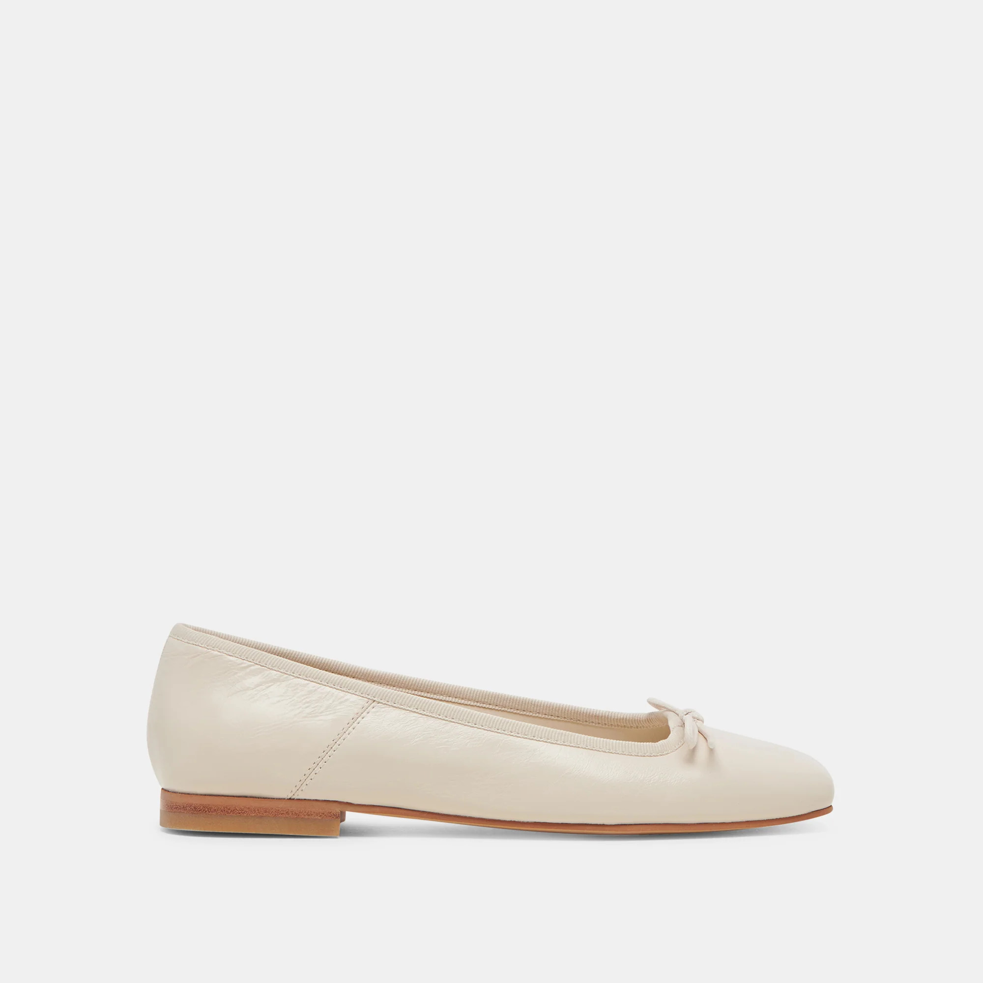 Anisa Ballet Flats Creme Crinkle Patent | DolceVita.com