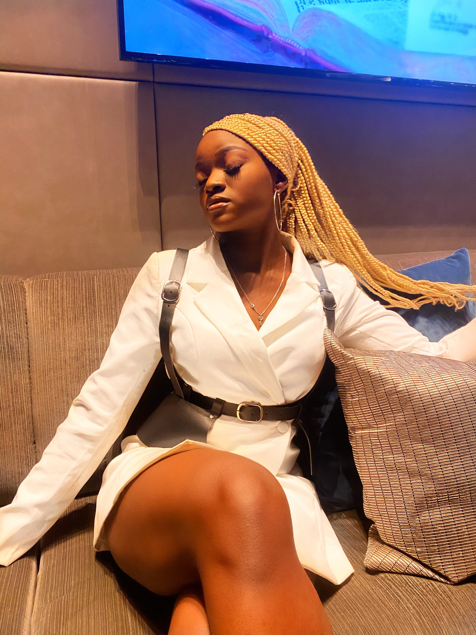 Birthday outfit idea white blazer style inspo budget friendly blazer dress white

#LTKfindsunder50 #LTKparties #LTKstyletip