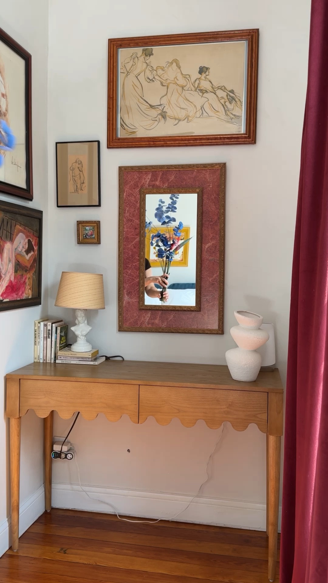 Artificial flowers, faux flowers, gallery walls, sculptural vase, home decorr

#LTKVideo #LTKFindsUnder50 #LTKHome