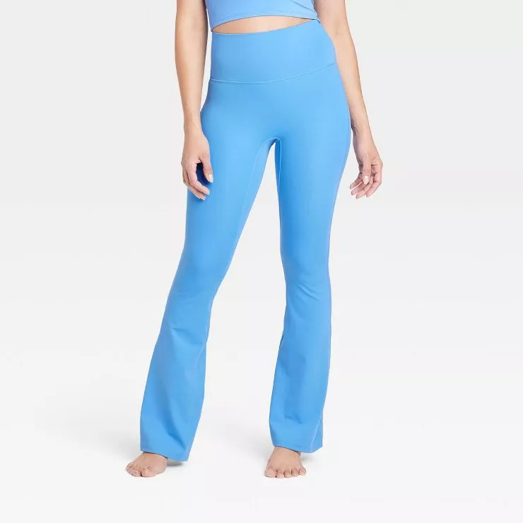 Ultra High-Rise Flare Leggings