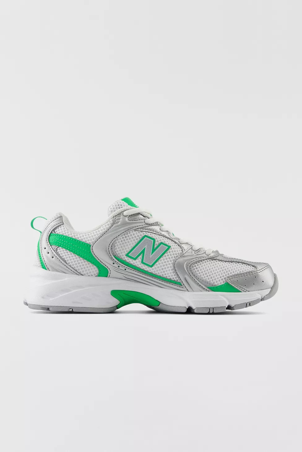 New Balance Women's Vintage-Style 530 Sneaker | Urban Outfitters (US and RoW)
