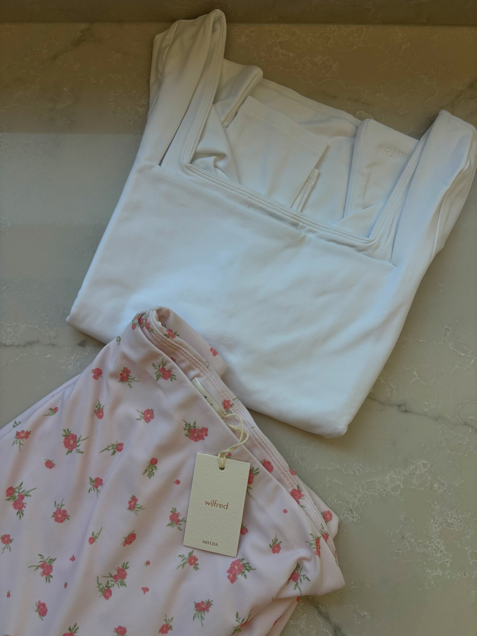 The cutest sale pieces from Aritzia! 🌸

#aritzia #summerfit

#LTKsummer #LTKdresses #LTKsale