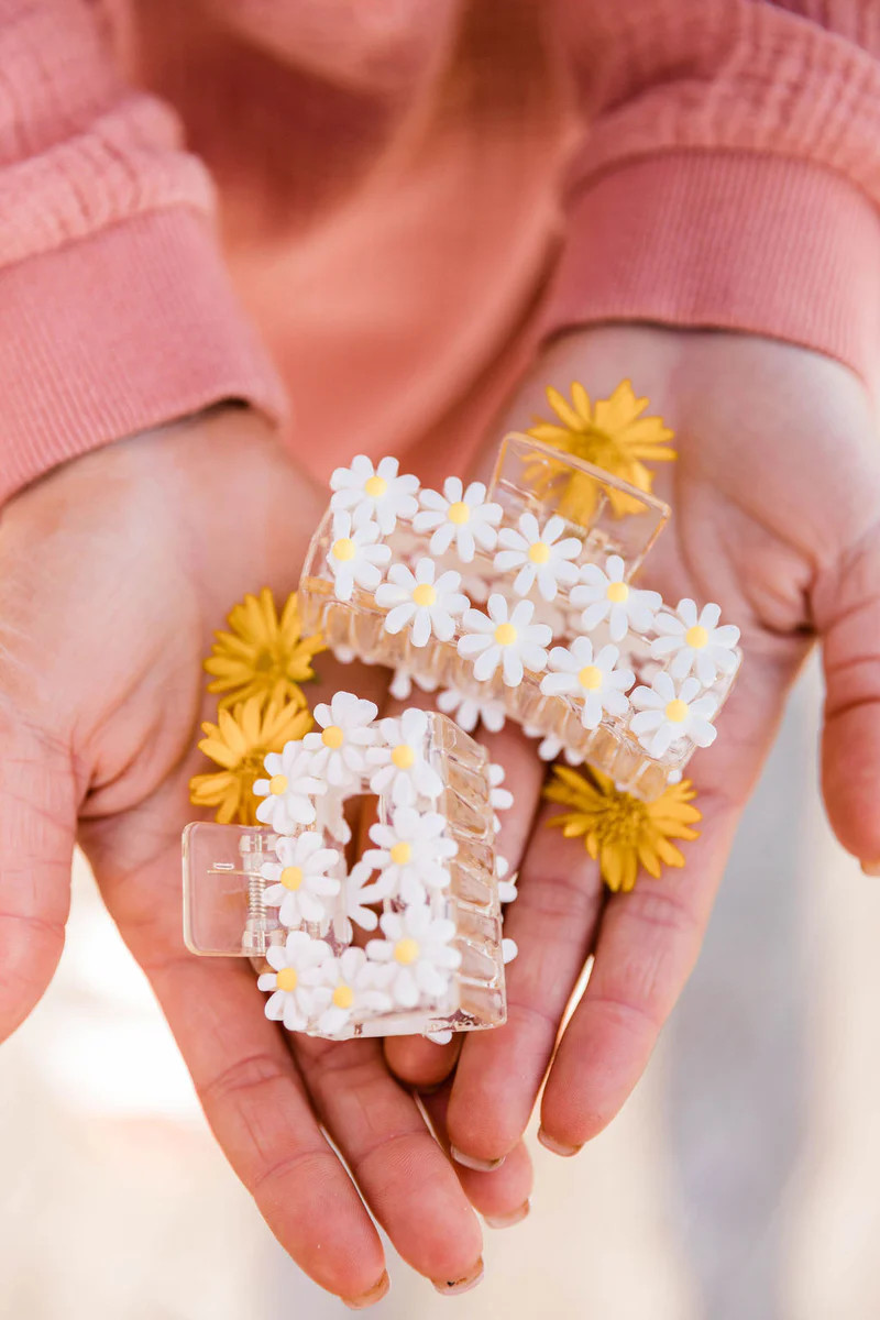 Skies Of Blue Daisy Hair Claws Set | The Pink Lily Boutique