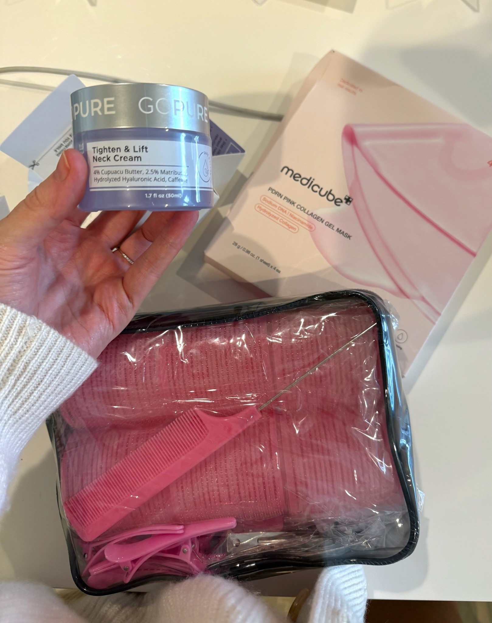 Self care day! Trying a new neck cream along with a collagen mask and hair rollers all from Amazon. Beauty products // skincare products // face mask // hair products // hair rollers // self care // Amazon finds 

#LTKBeauty #LTKBump #LTKFindsUnder50