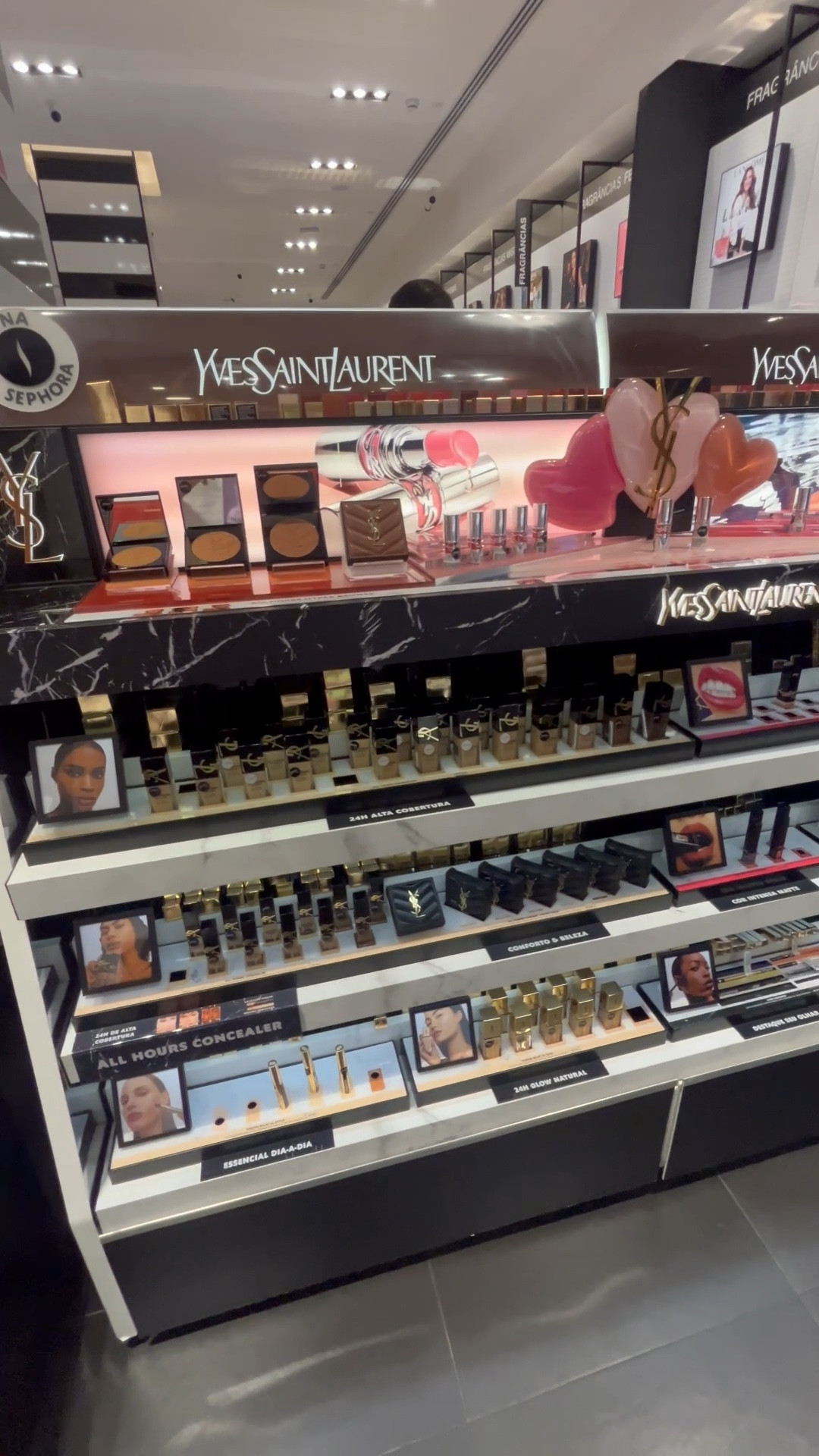 ✨ Descobrindo a gôndola incrível da Yves Saint Laurent Beauty na Sephora do Shopping Anália Franco! 💄❤️ Quem mais ama esse luxo todo?

E o melhor: selecionei alguns produtinhos must-have que estão em promoção! Confira os links aqui embaixo e garanta os seus favoritos!

#YSLBeauty #SephoraBrasil #MakeupLovers #LTKBeauty

#LTKbeleza #LTKbrasil