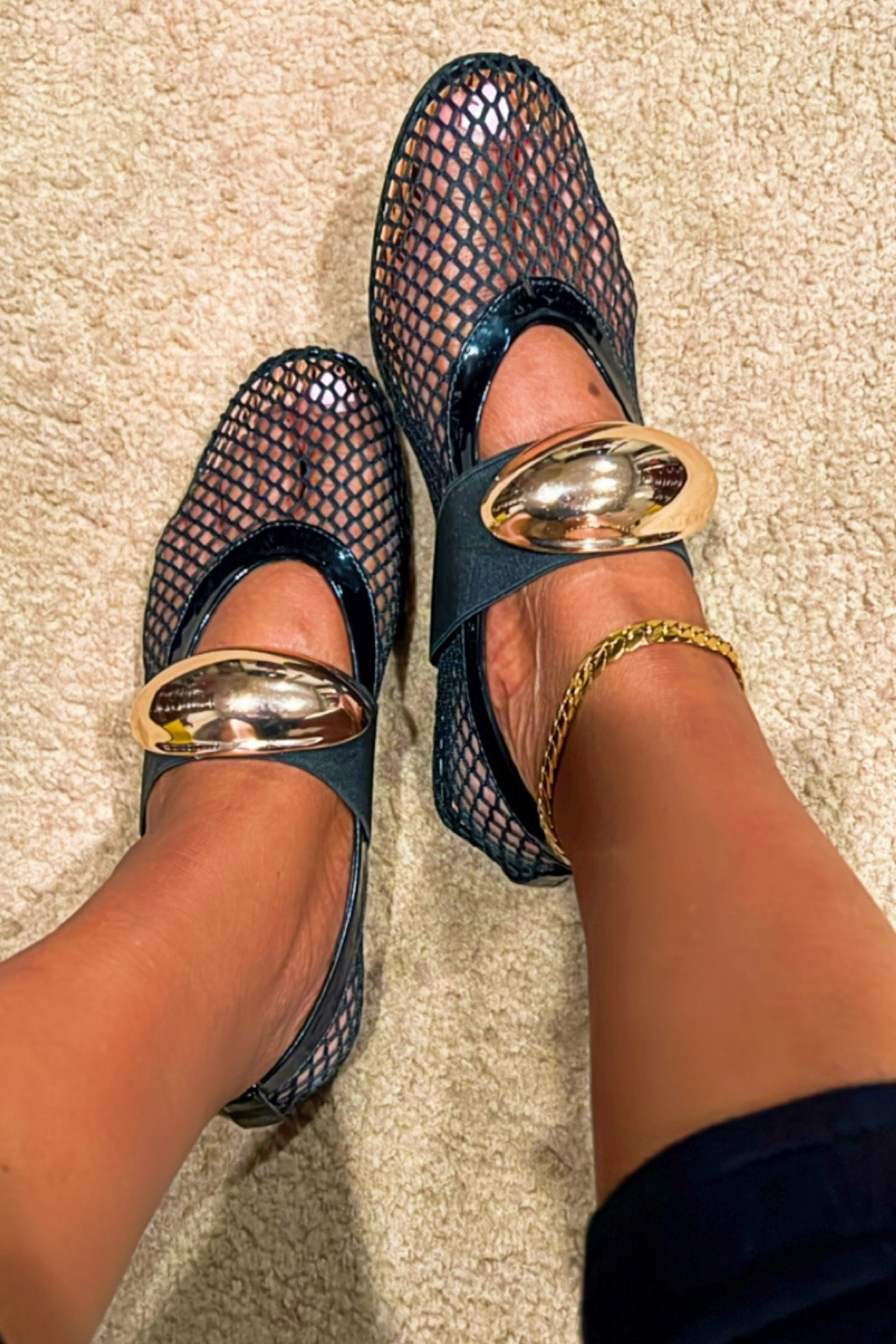 The perfect ballet flats ~ fishnet ballerina flats #causalshoes #balletflats 

#LTKSummerEdit #LTKShoeCrush #LTKFindsUnder50