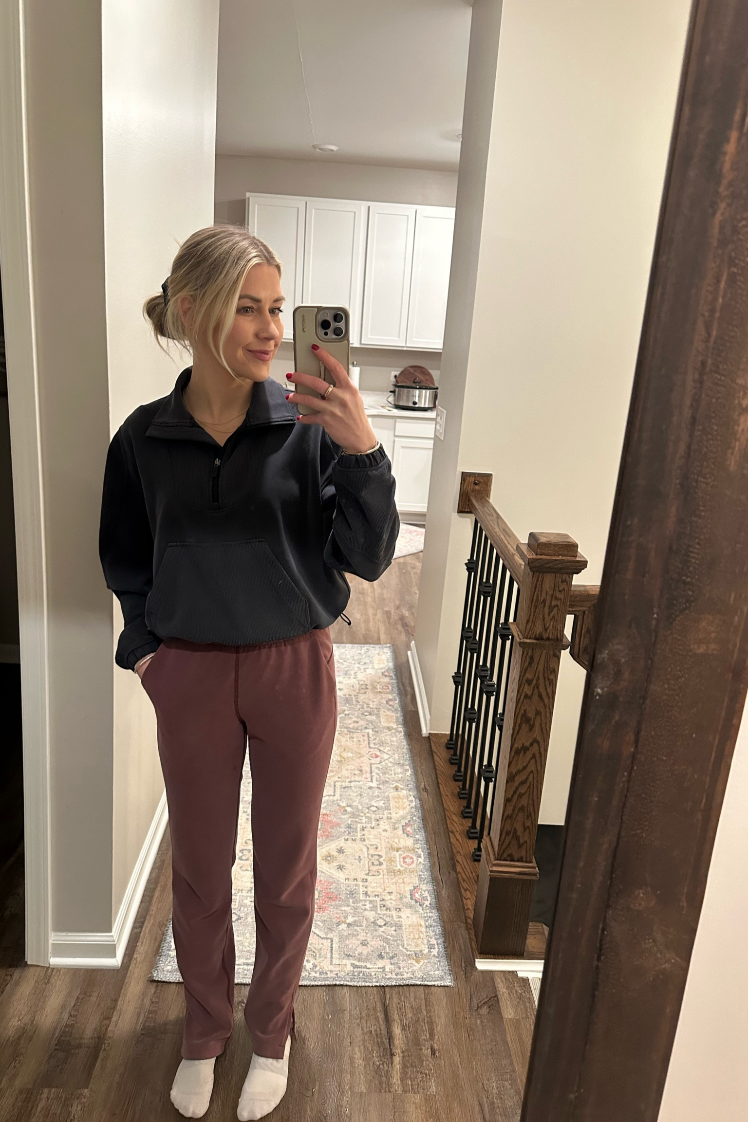 Size 6 top and size 4 pantts

#LTKstyletip #LTKMostLoved