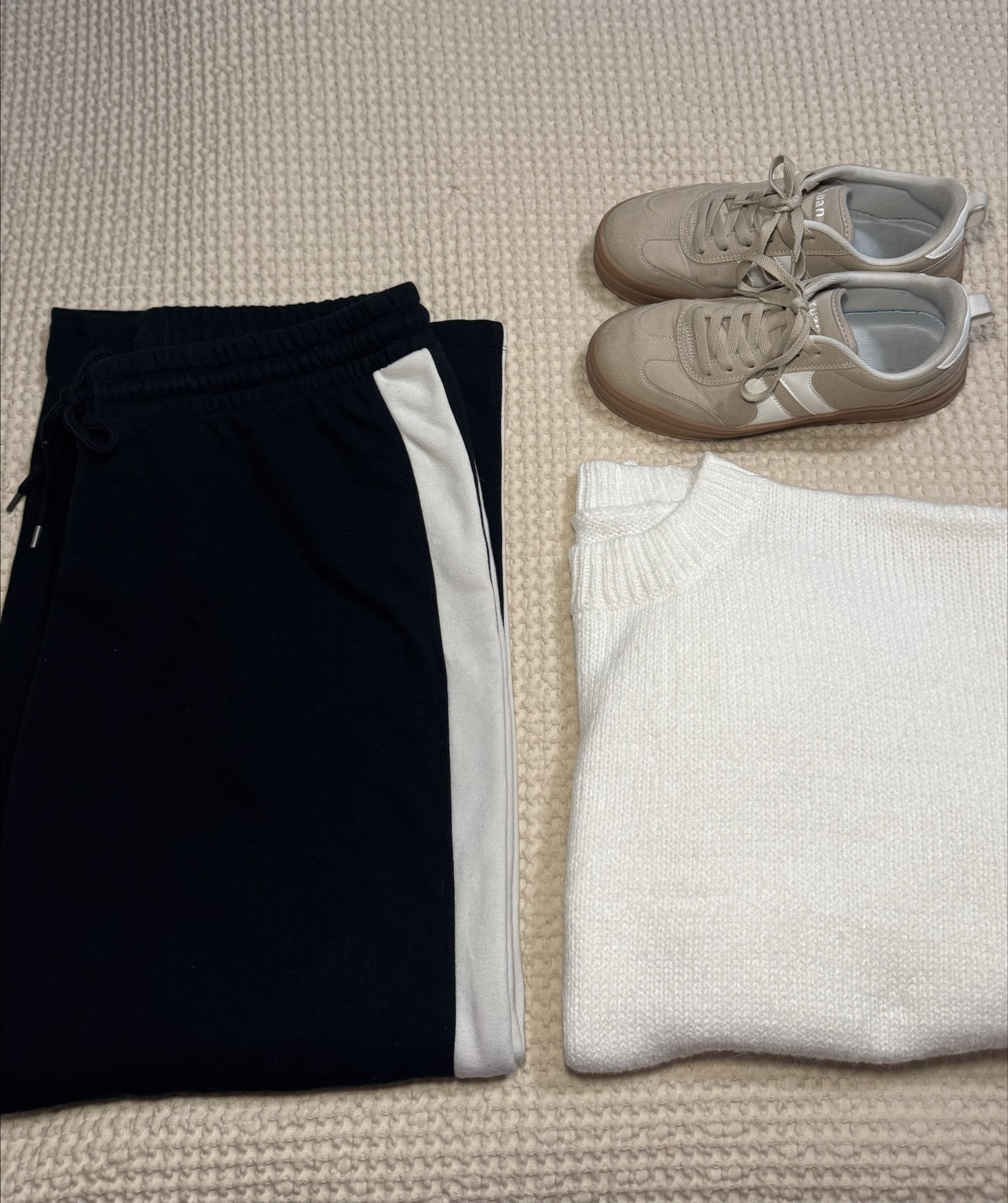 Wearing an xl in this Amazon sweater. It is recommended that you size down. Wearing an XL in these target athletic pants (I’m normally a size 16). Finished the look with some Amazon sneakers! 

#LTKMidsize #LTKPlusSize #LTKootd

#LTKMidsize #LTKPlusSize #LTKootd
