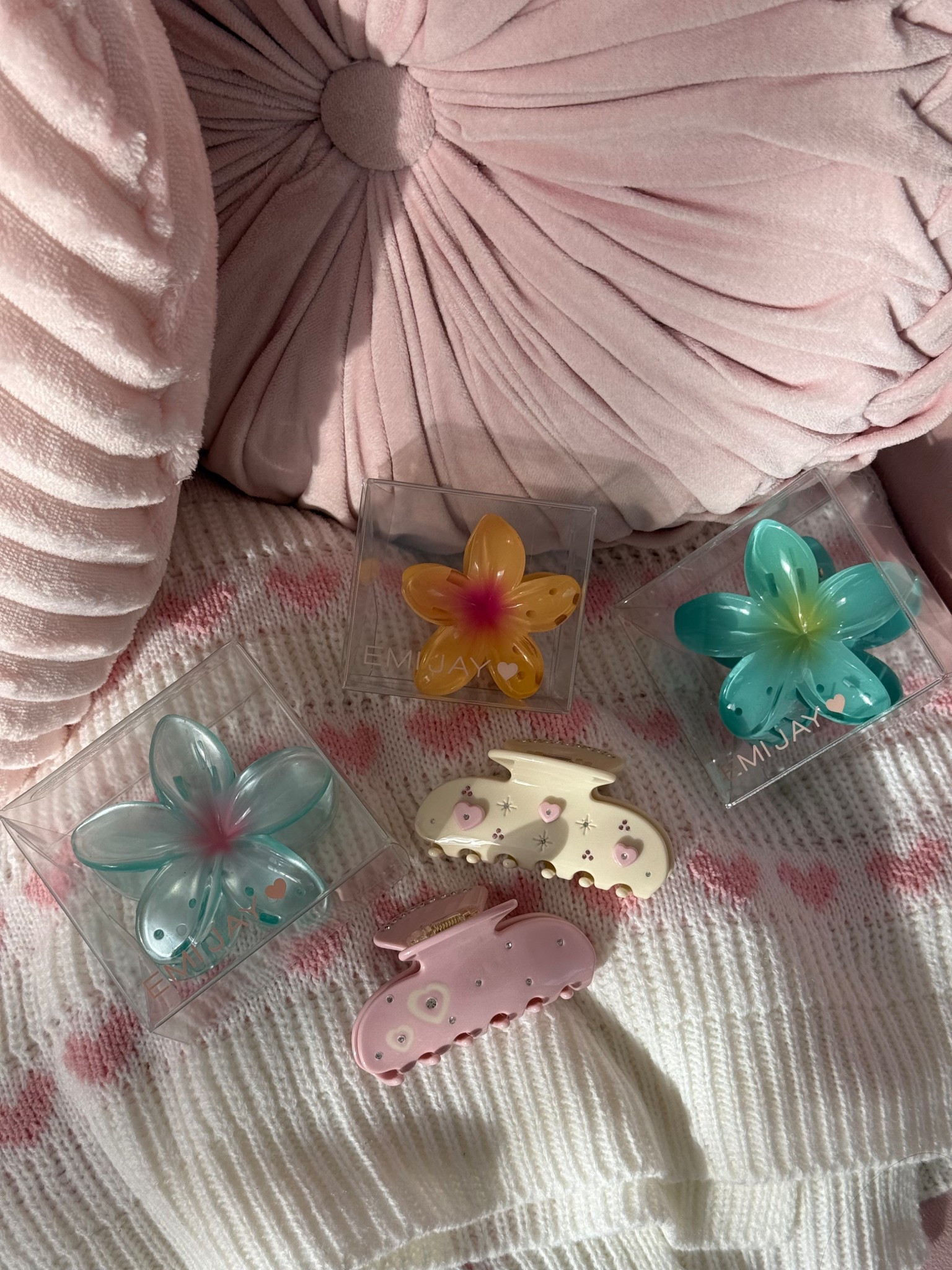 The cutest summer clips 🌸

#LTKStyleTip #LTKFindsUnder50 #LTKBeauty