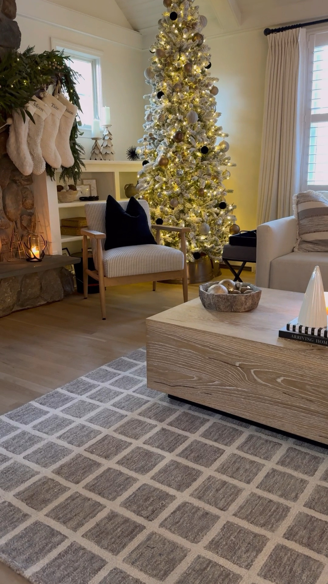 I am loving this new rug for our living room room!  Check out the links below 🖤

#LTKSeasonal #LTKhome #LTKHoliday
