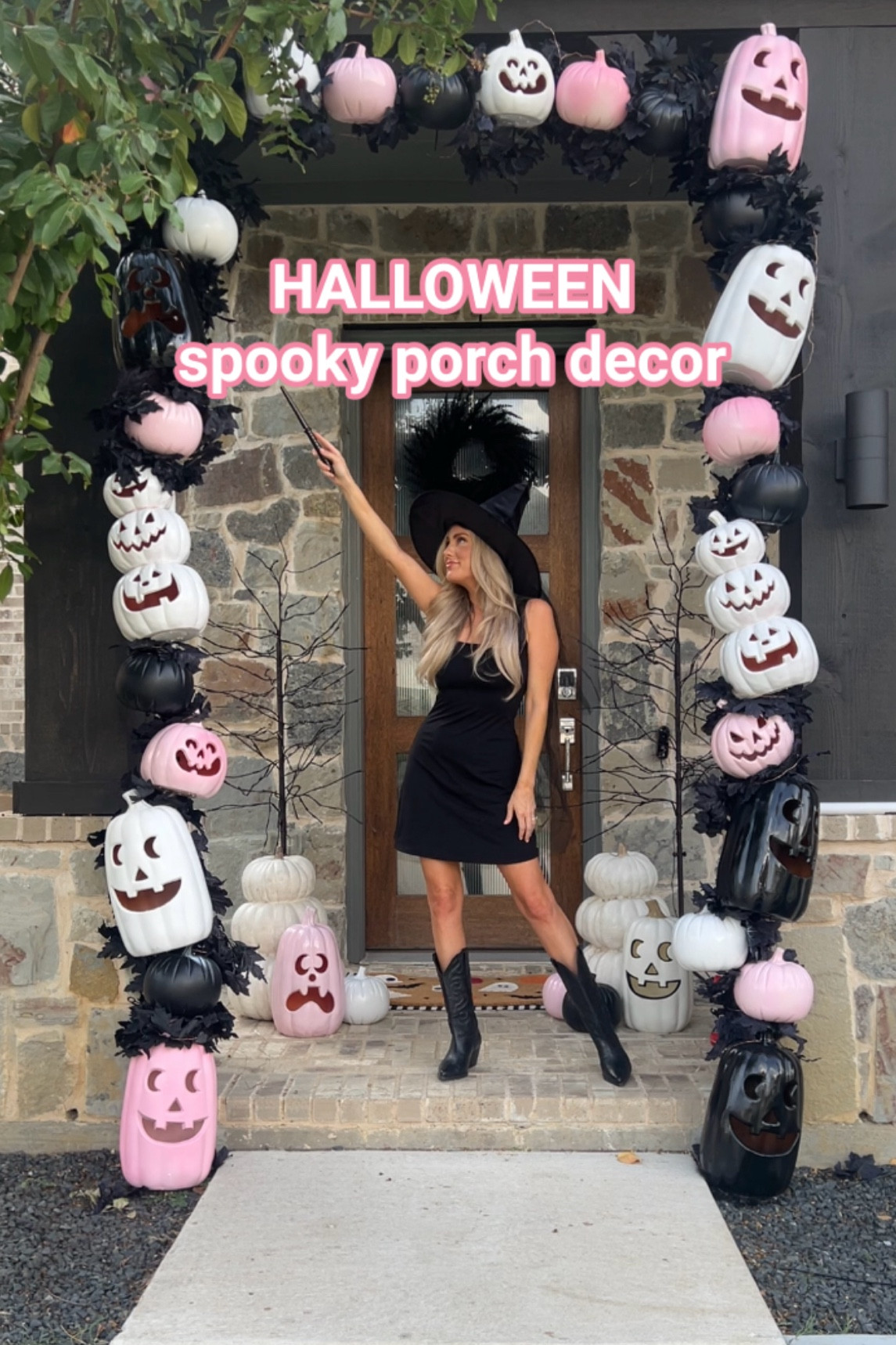 Halloween pumpkin arch, outdoor Halloween decor, diy Halloween, Halloween home, fall outdoor decor, fall home decor #ltkhalloween

#LTKHome #LTKSeasonal #LTKParties